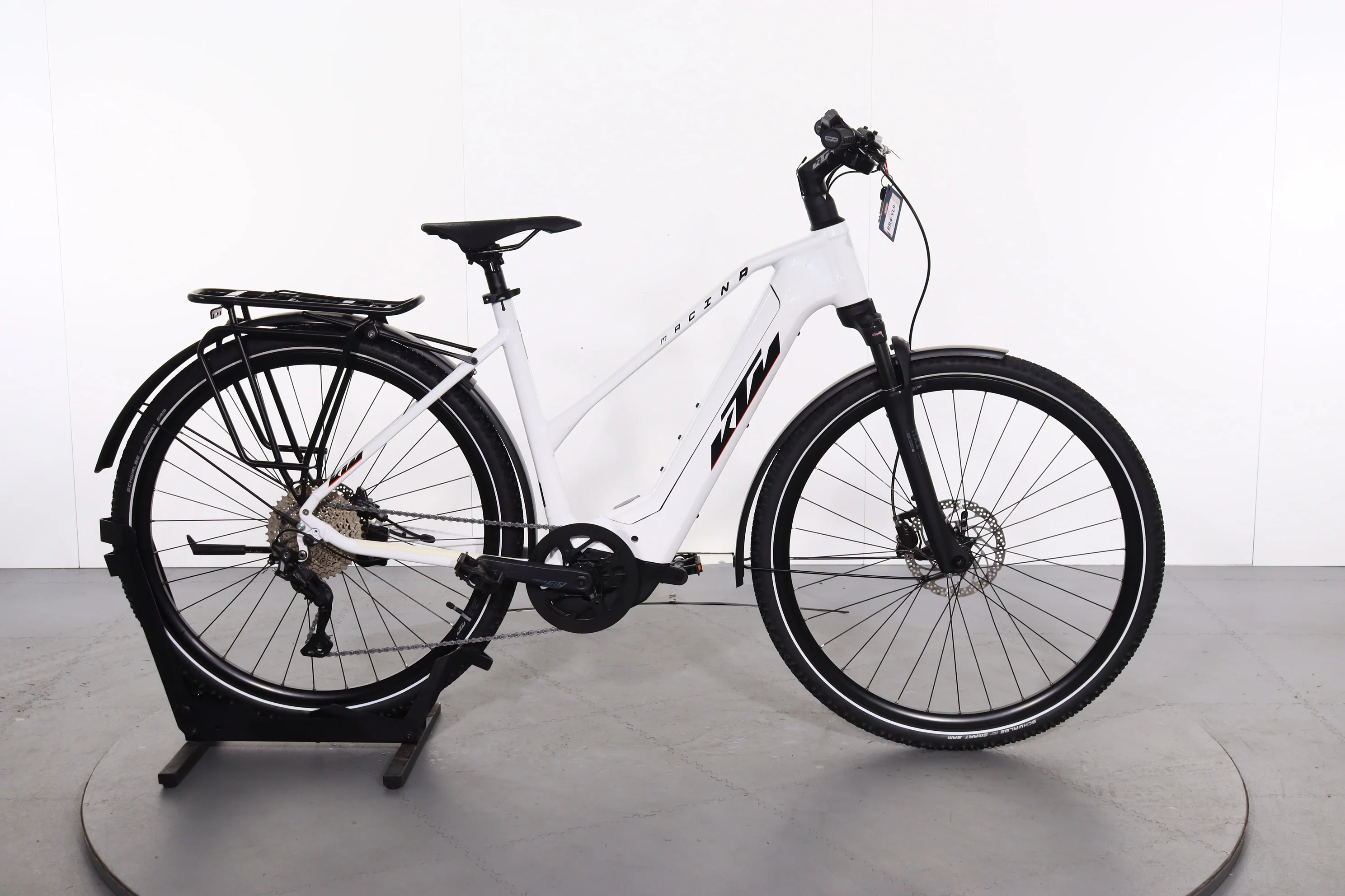 KTM MACINA CROSS 720