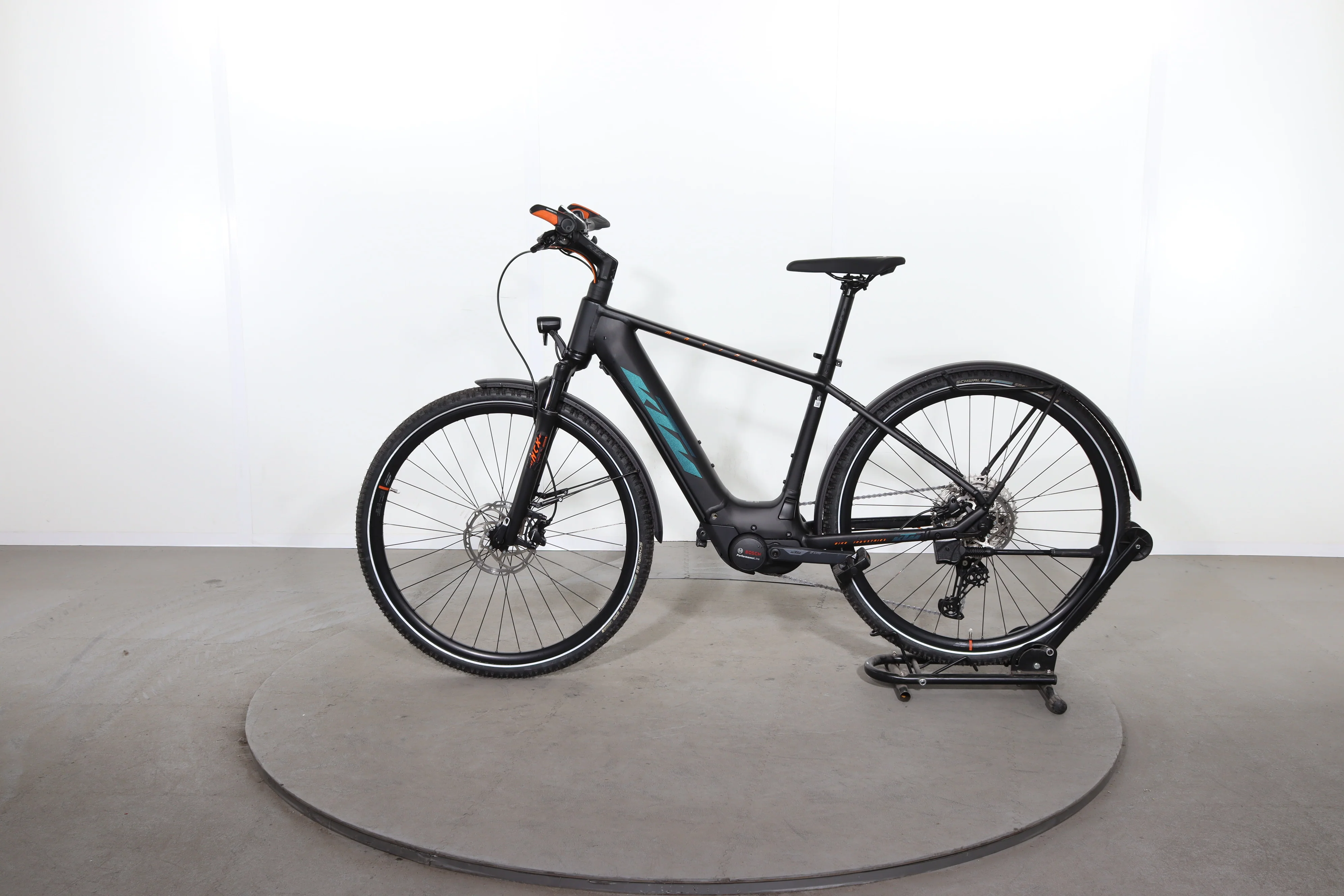 KTM Macina Cross LFC - Image 4