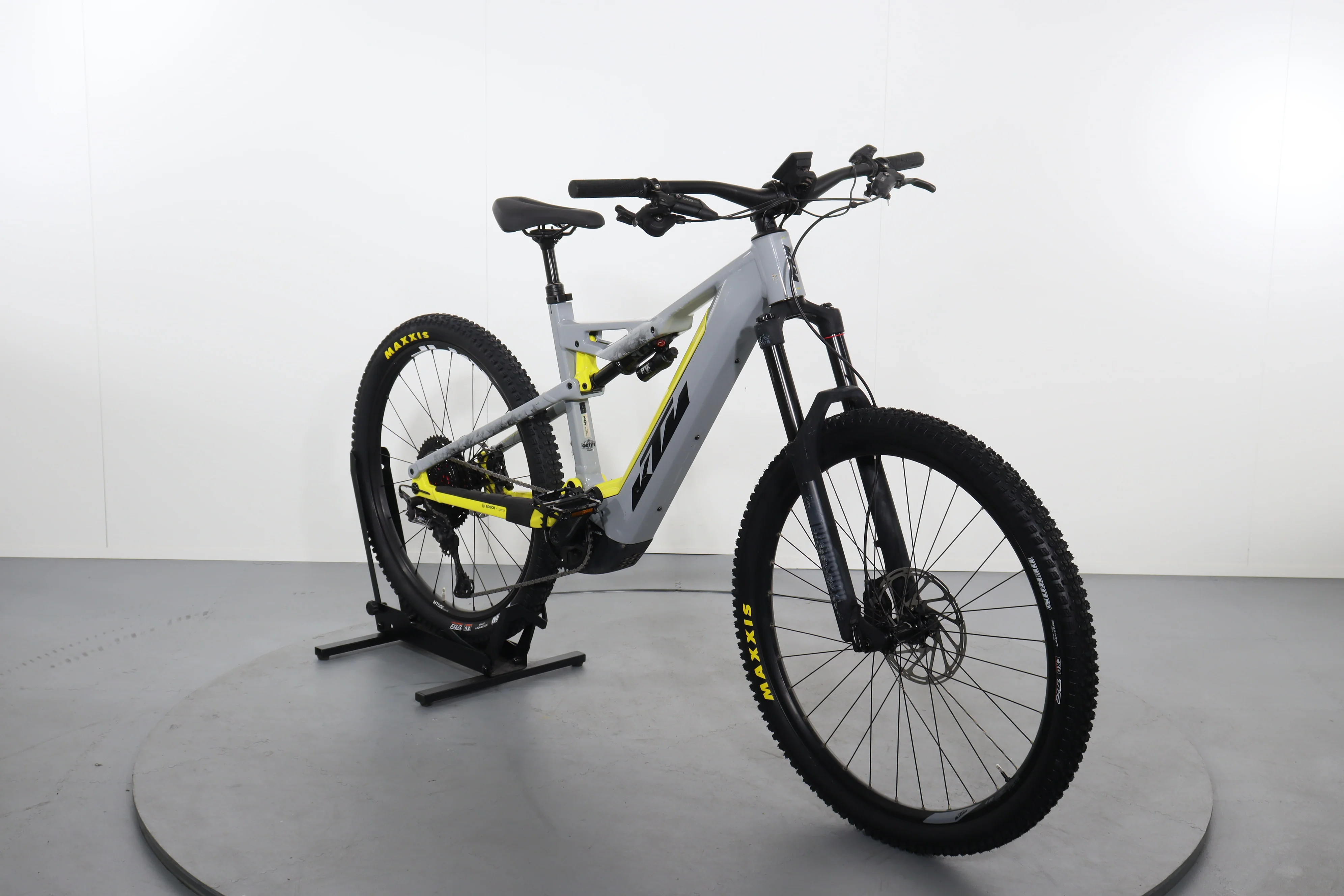 KTM MACINA KAPOHO 7972 - Image 2