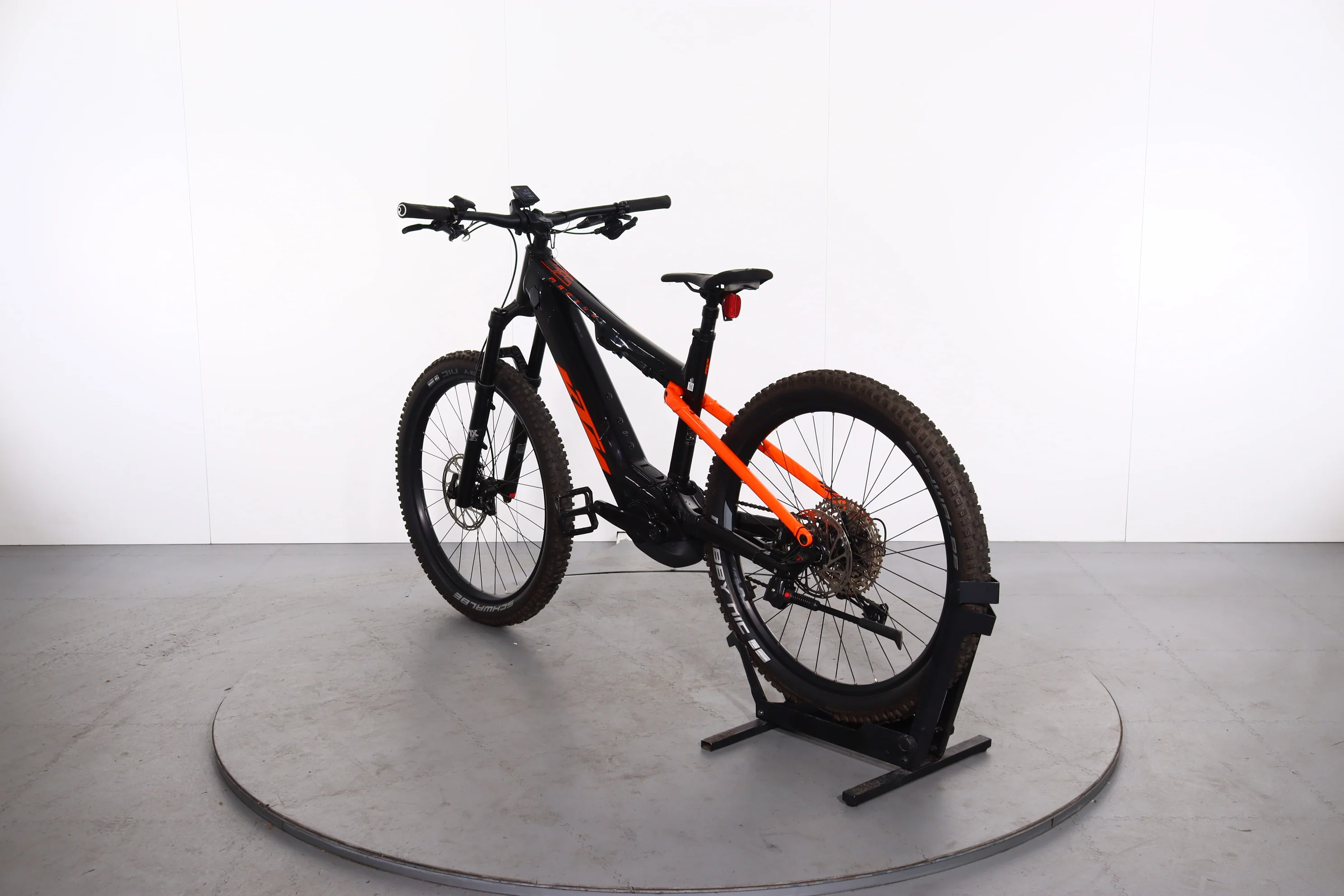 KTM Macina Lycan 275 - Image 4