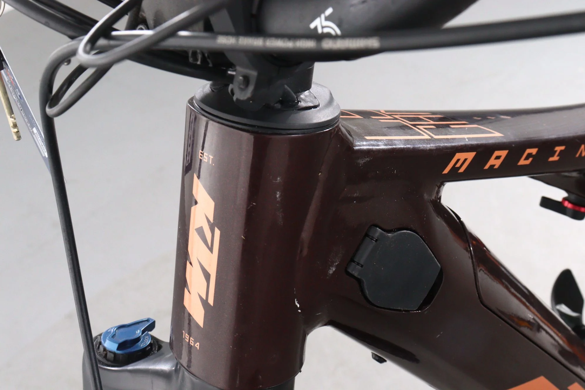 KTM Macina Lycan 772 Glorious - Image 11