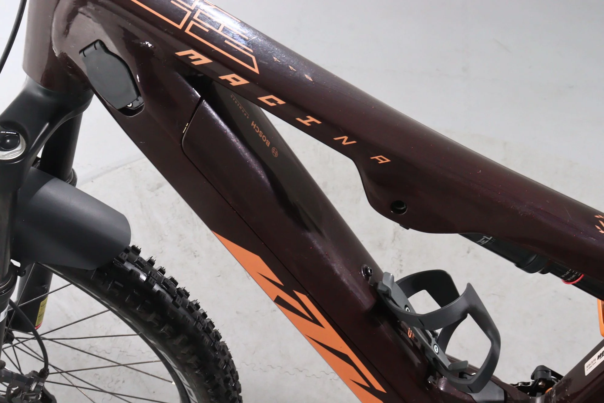 KTM Macina Lycan 772 Glorious - Image 12