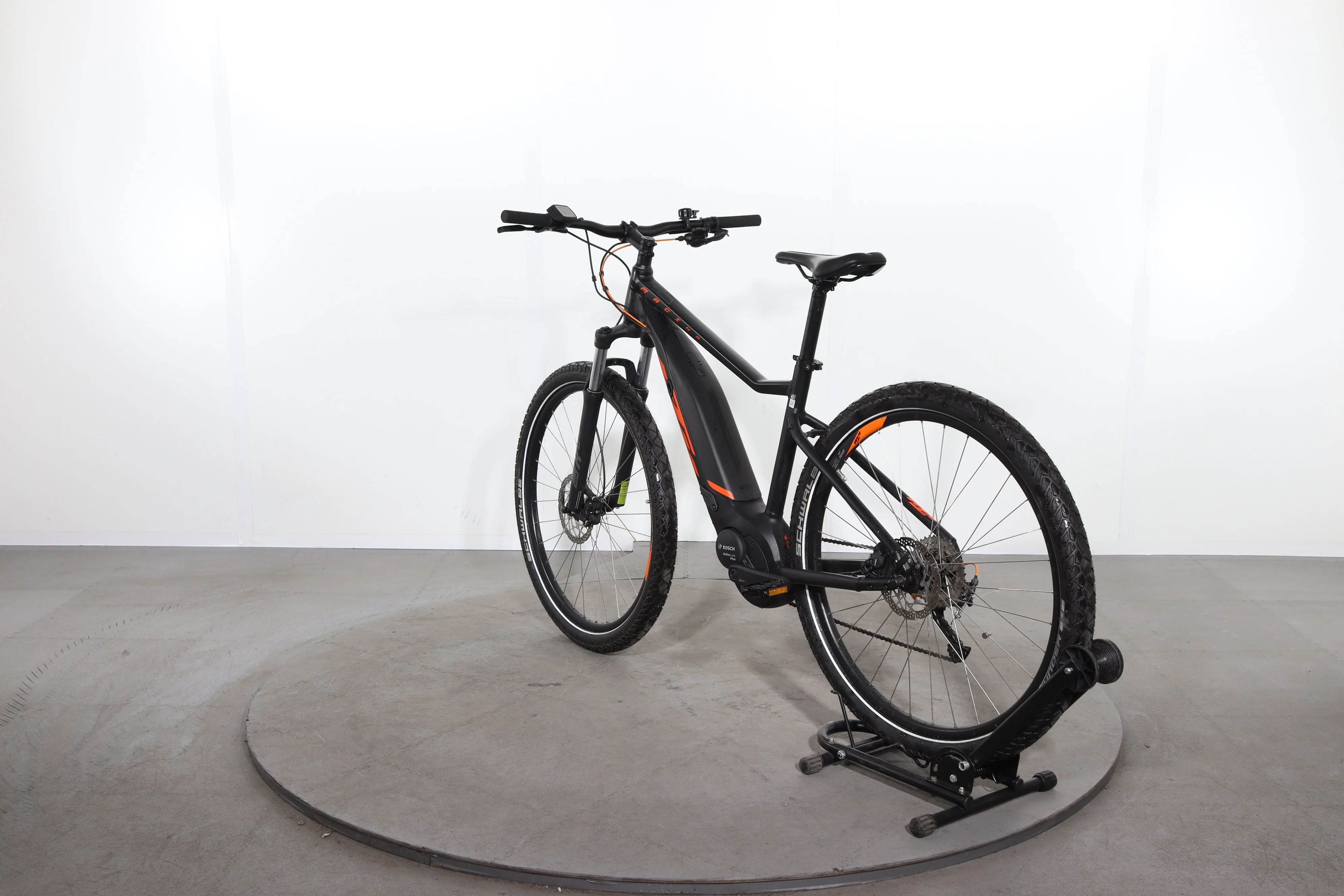 KTM Macina Ride 591 LTD - Image 5