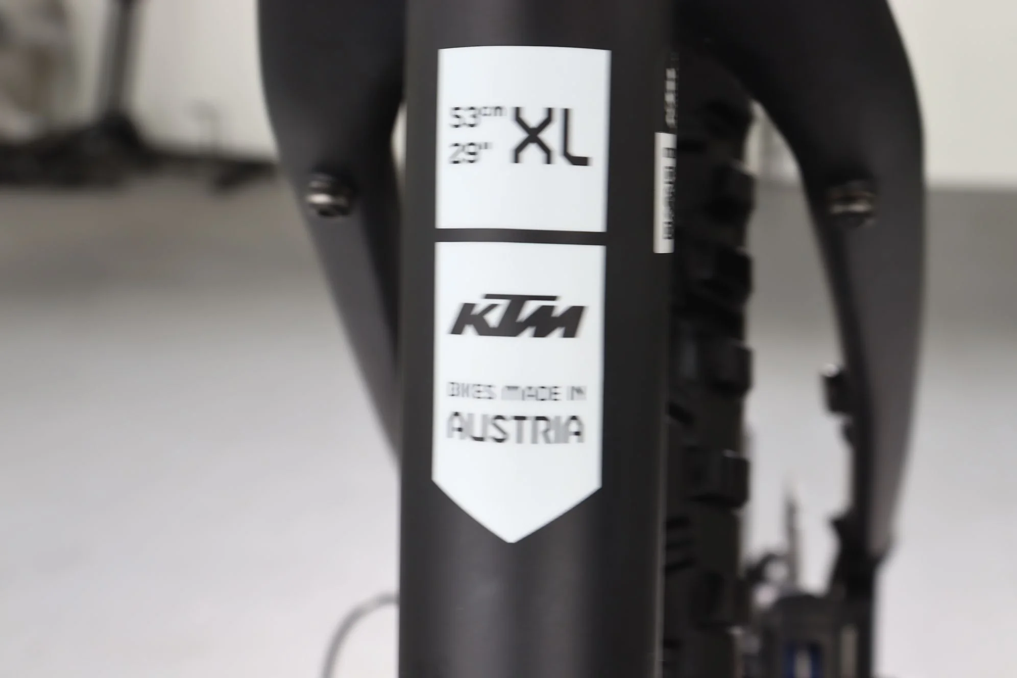 KTM Macina Team 292 - Image 12
