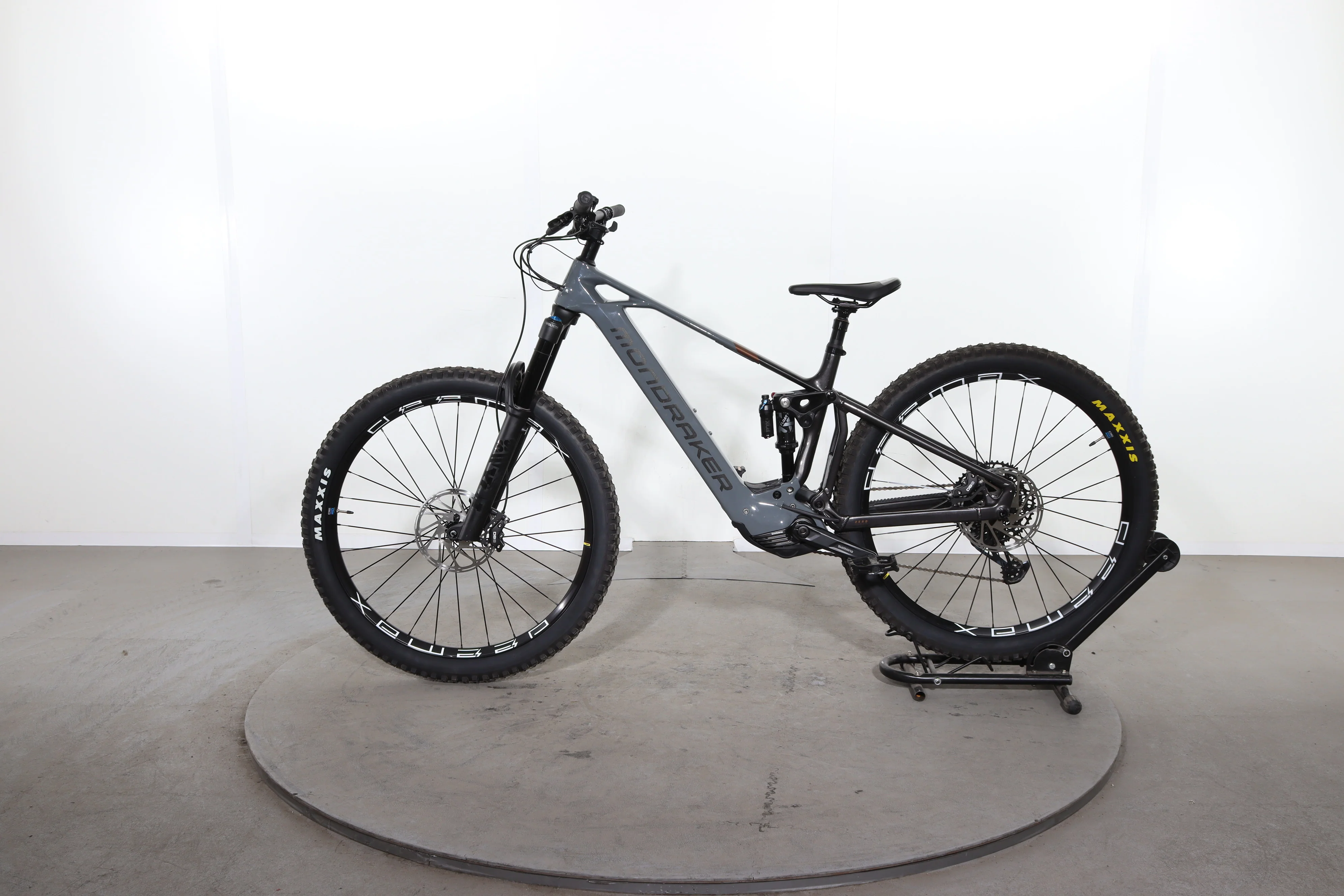 Mondraker Crusher - Image 4