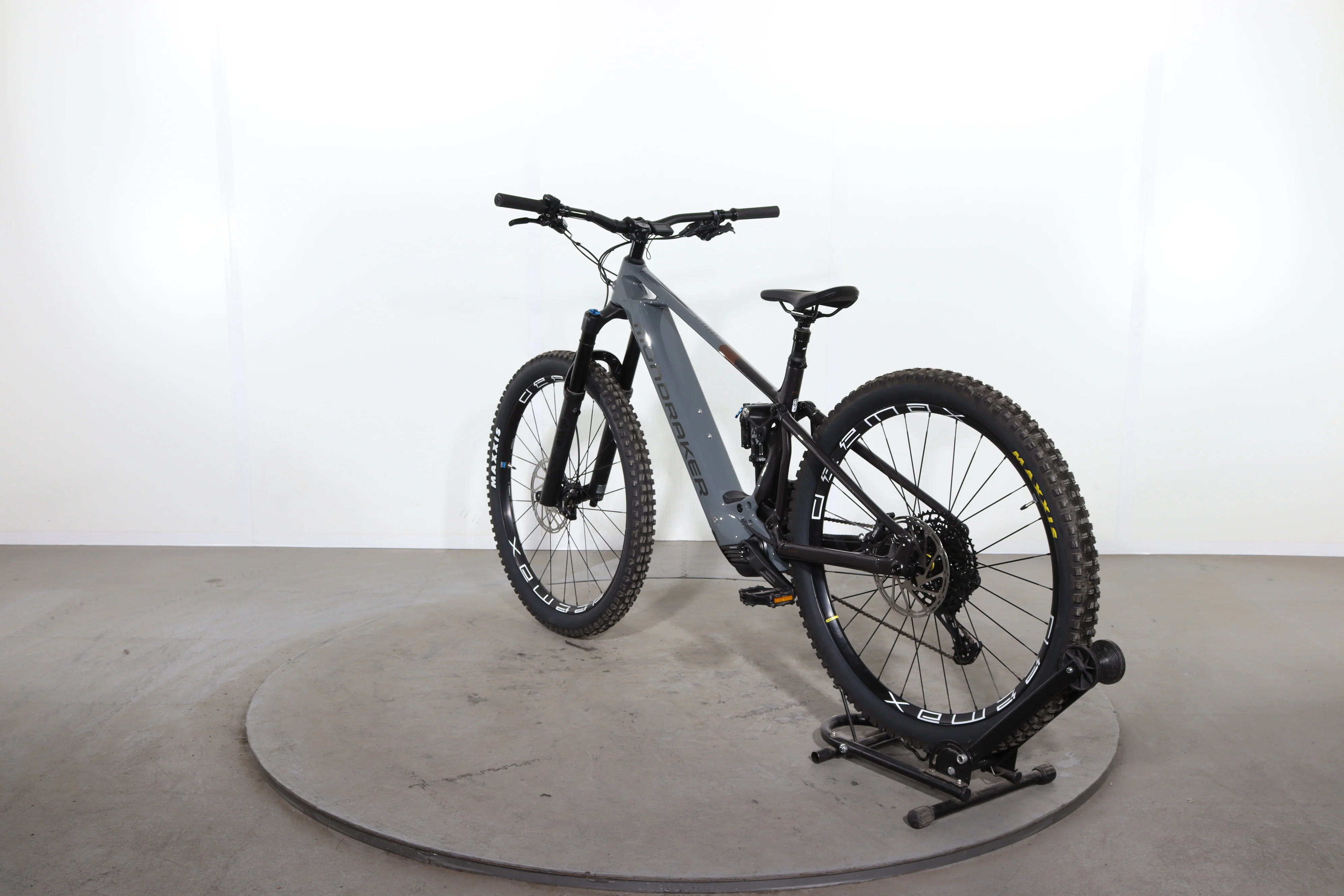 Mondraker Crusher - Image 5