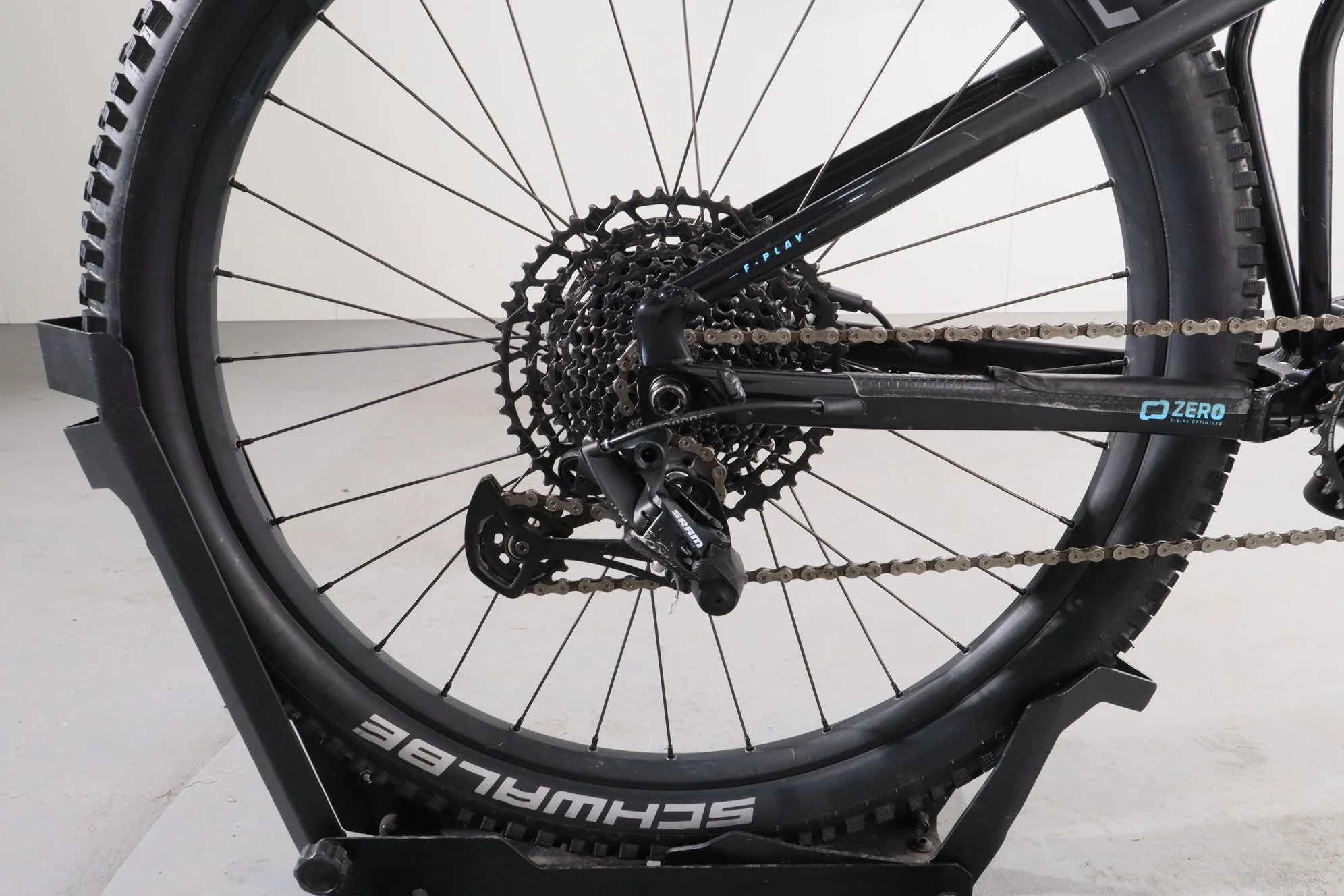 Mondraker F-Play 26 - Image 10