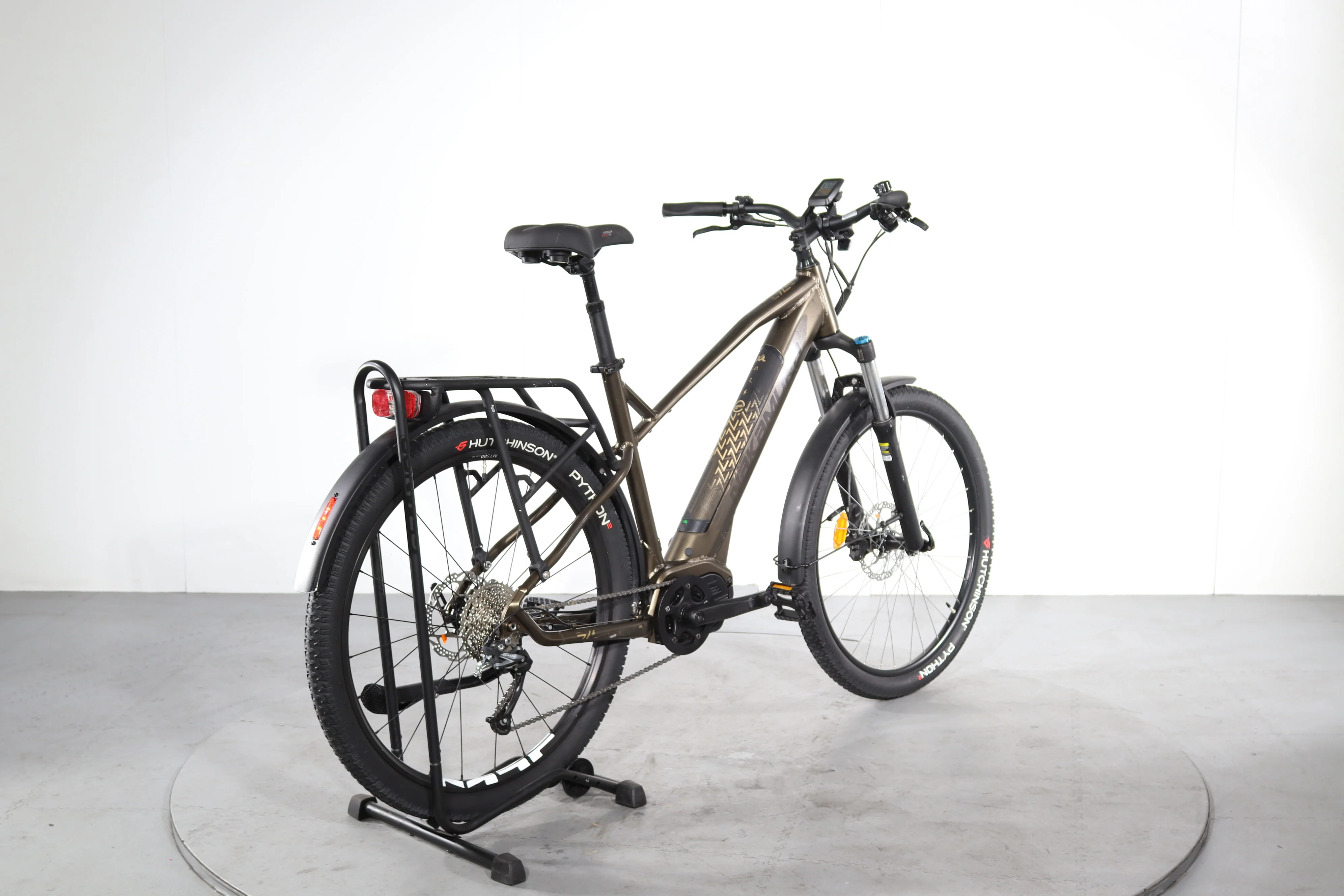 Nakamura E-Crossover XA - Image 6