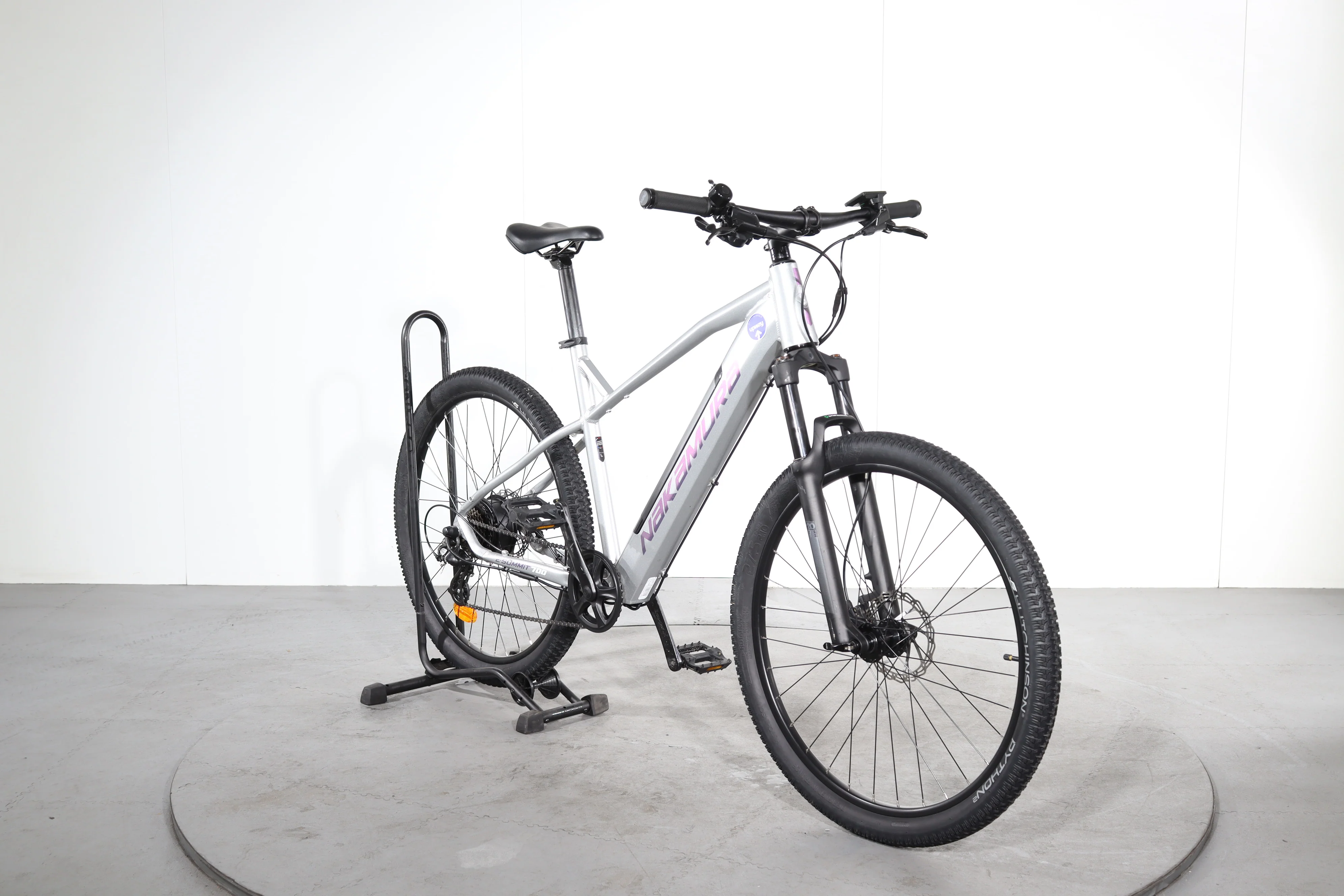 Nakamura E-SUMMIT 700 - Image 2