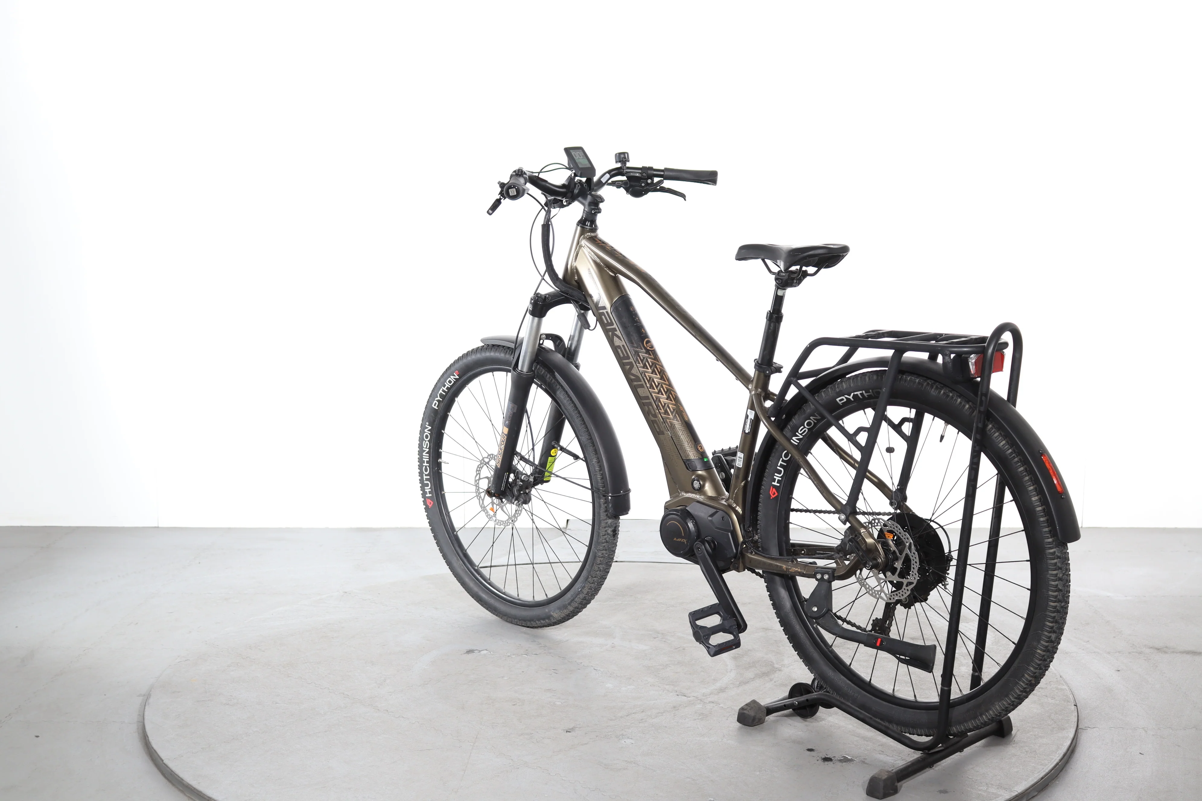 Nakamura E-Summit SUV - Image 5