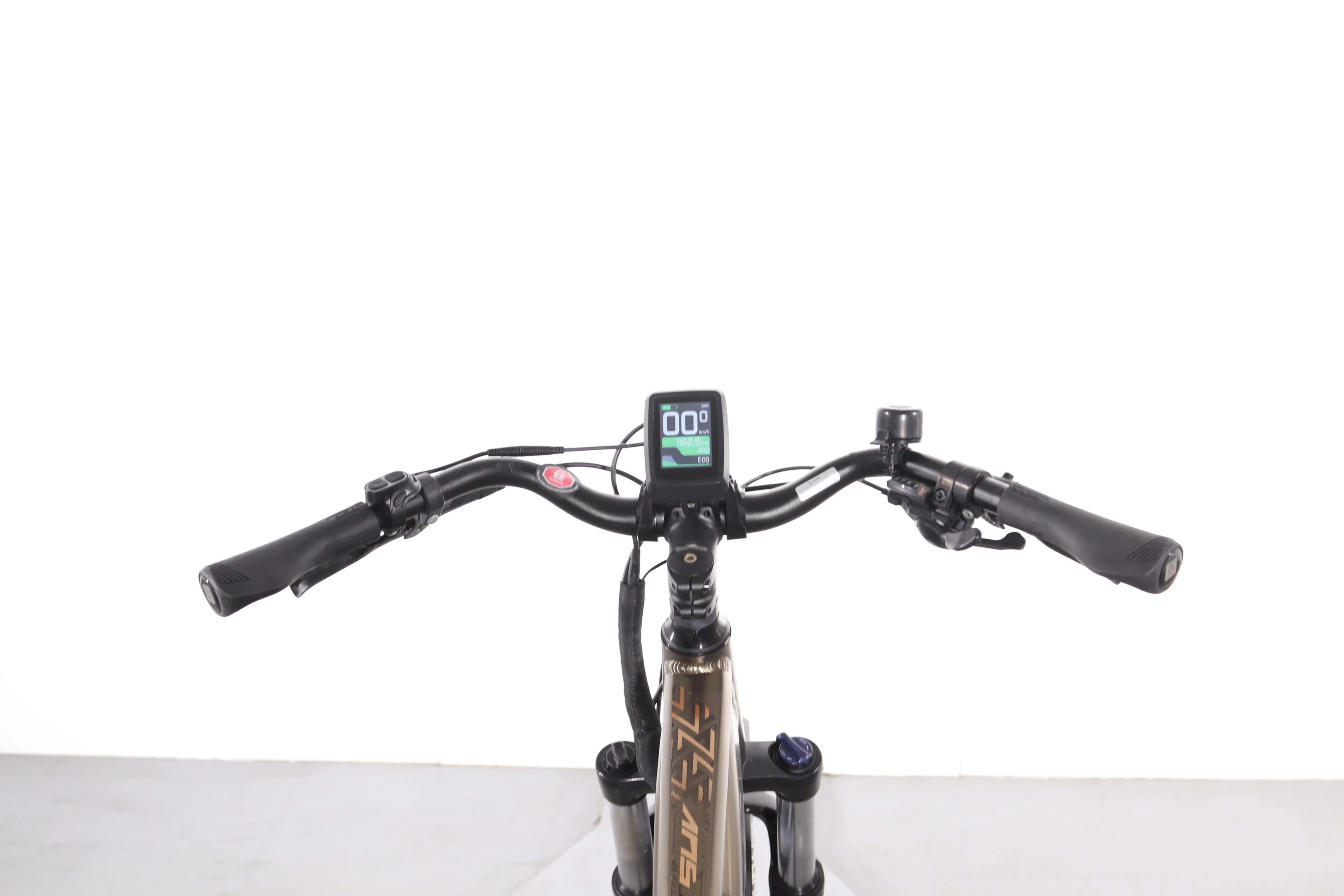 Nakamura E-Summit SUV - Image 7