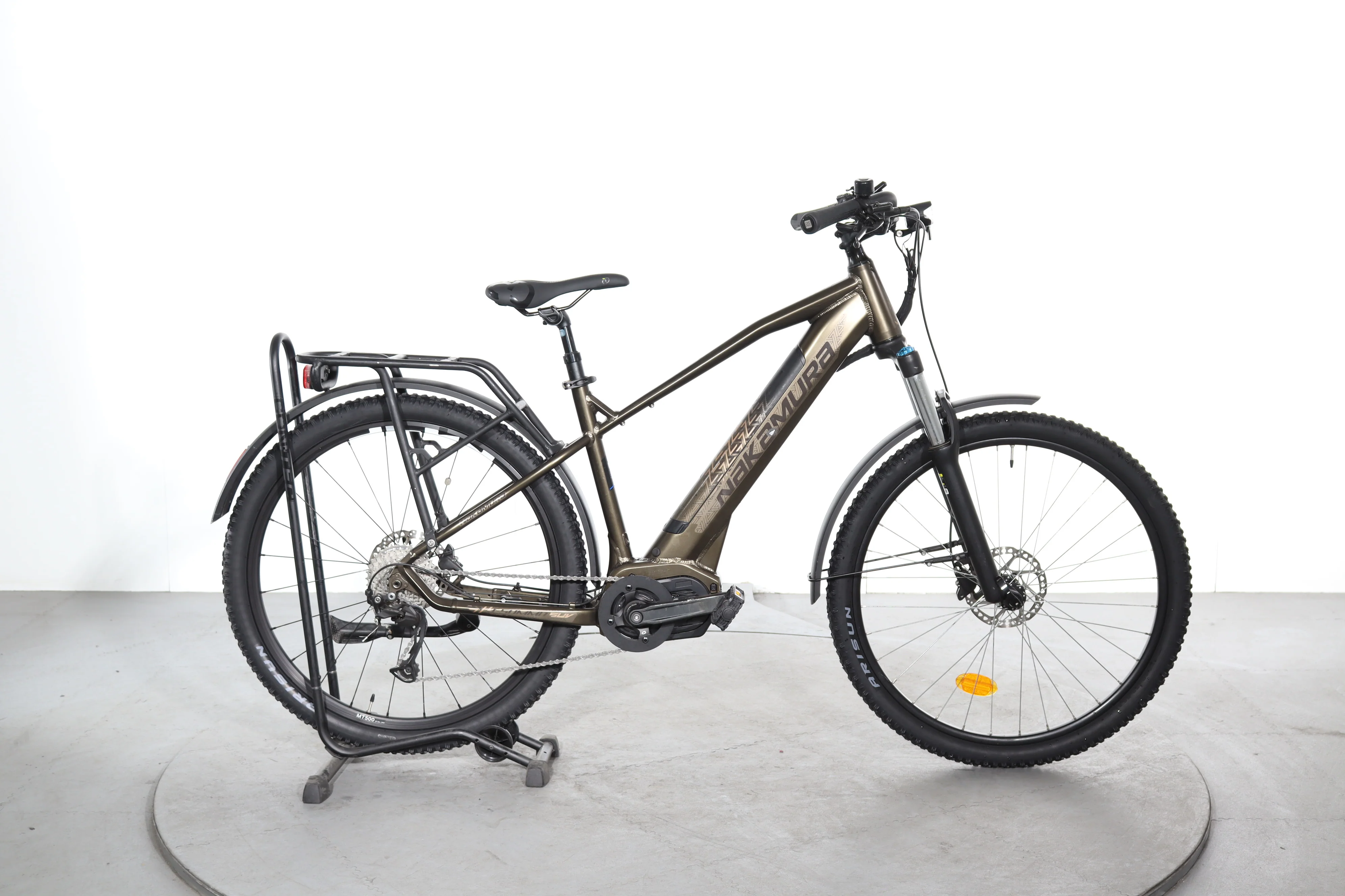 Nakamura E-Summit SUV