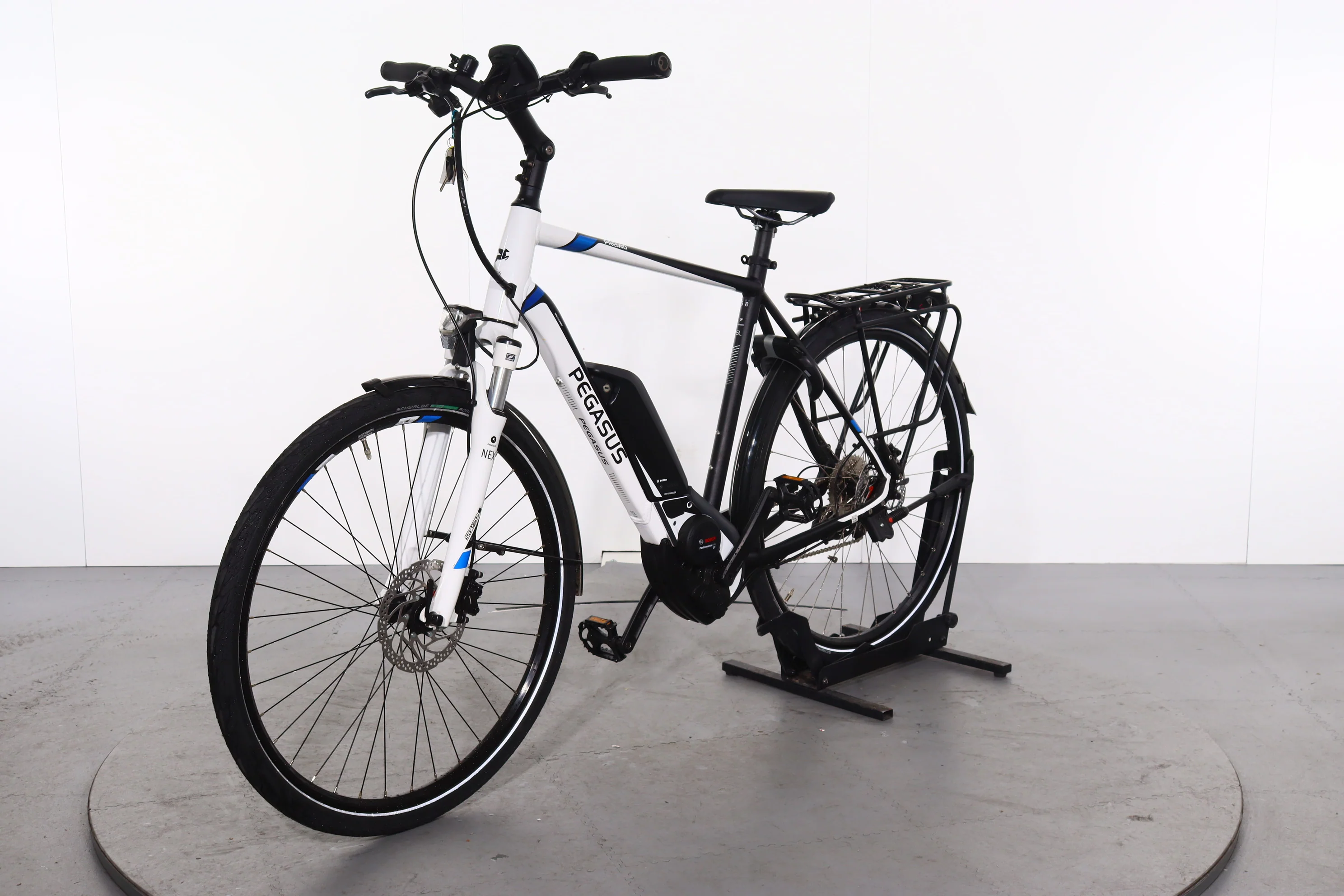 Pegasus Premio E10 Sport - Image 3