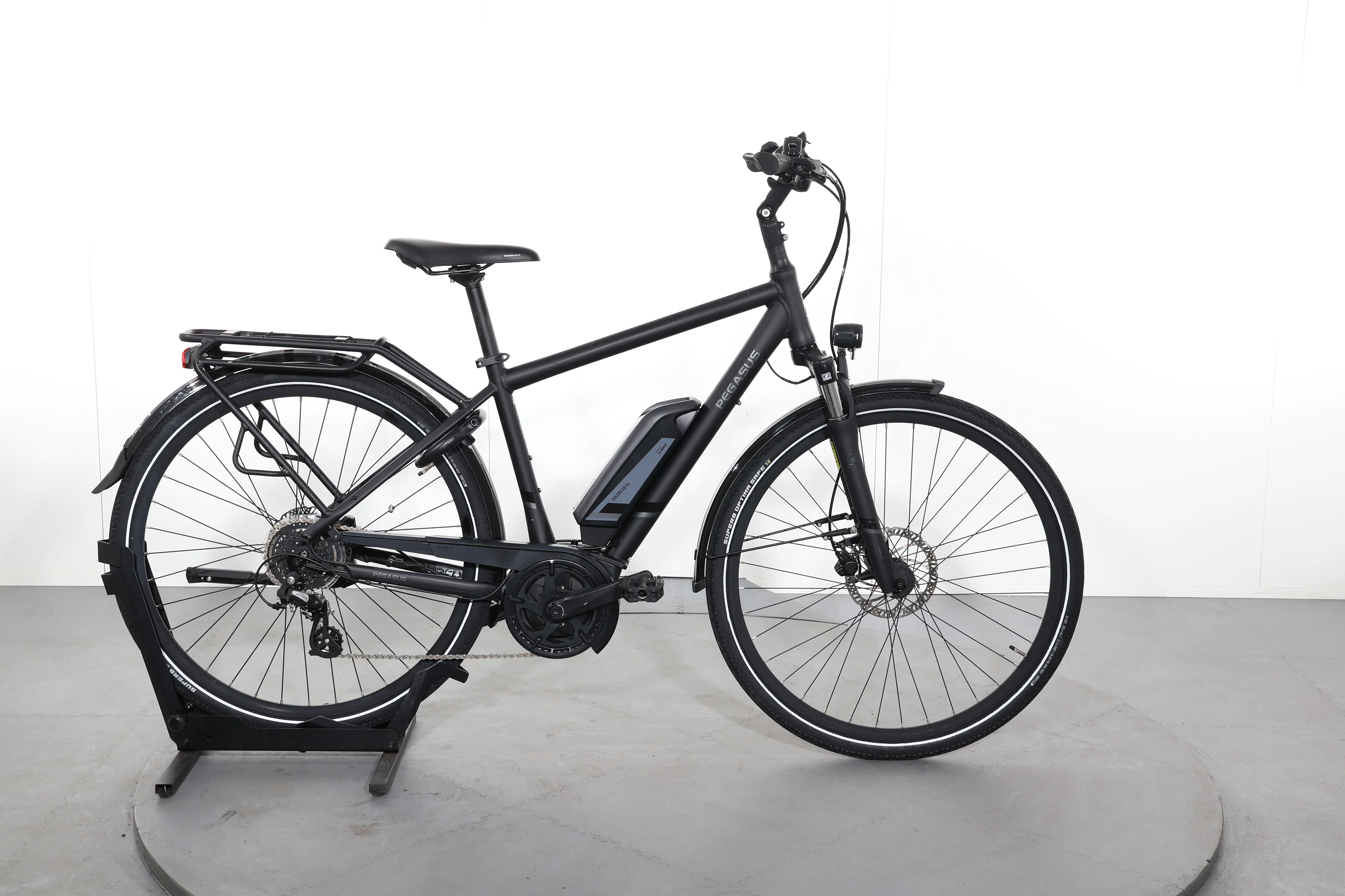 Pegasus Solero E8 Plus