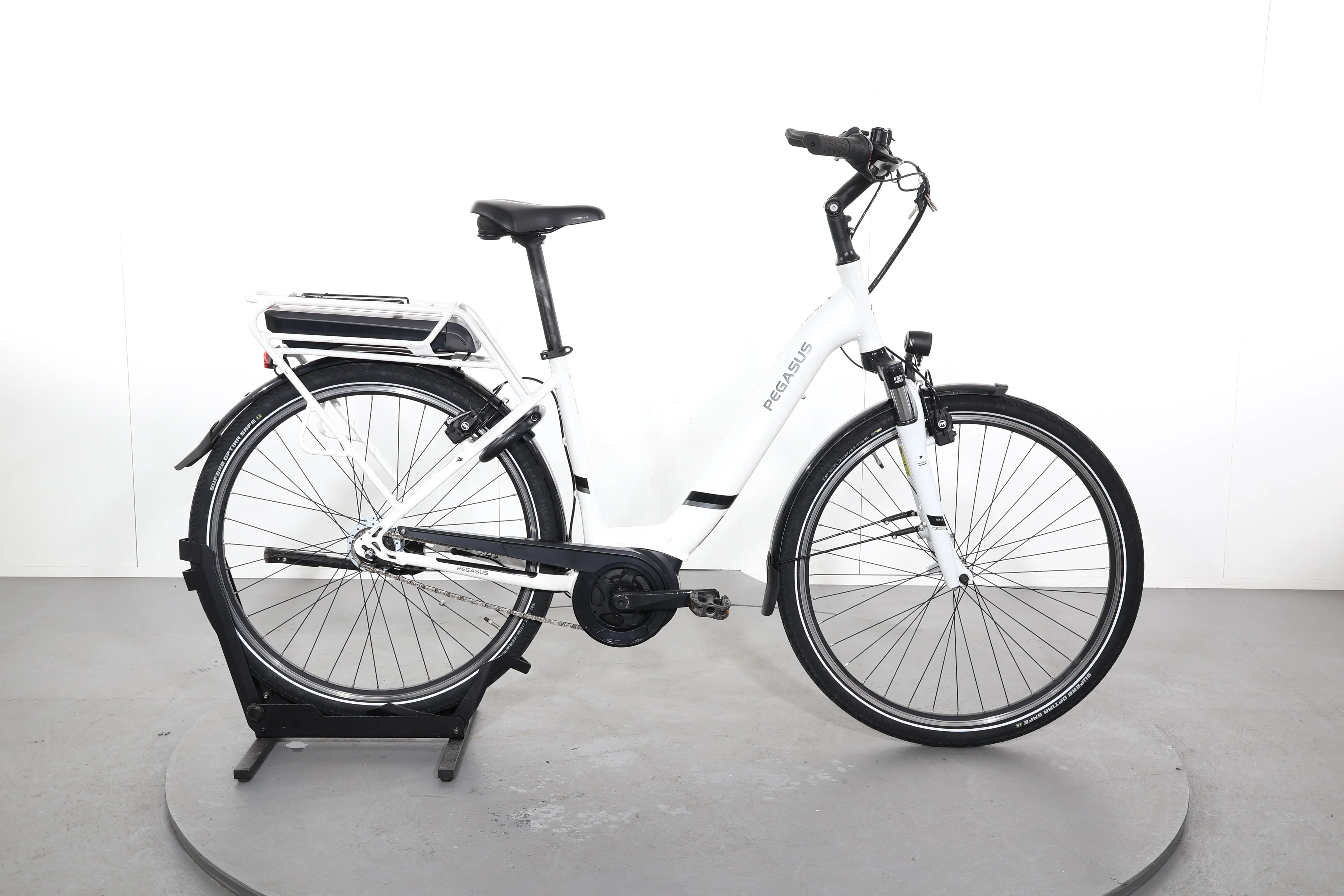 Pegasus Solero E8F Lite