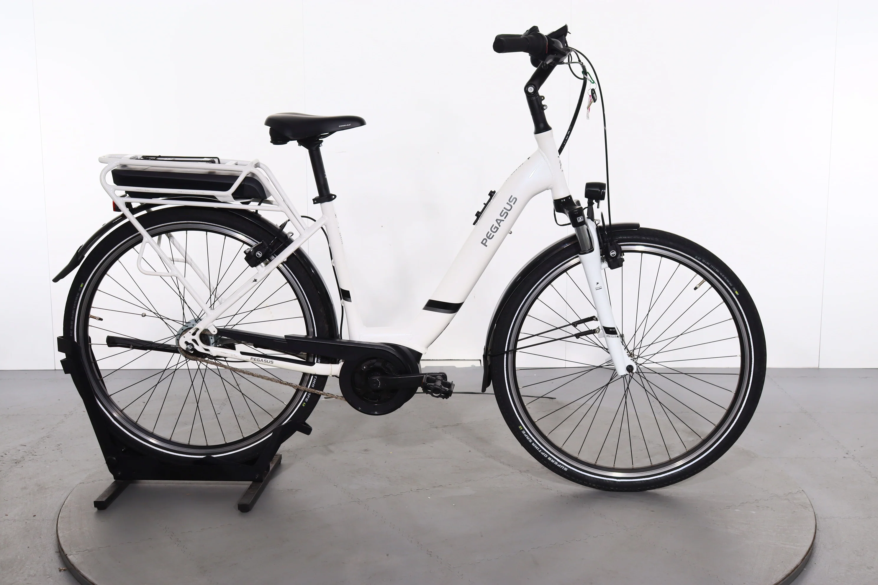 Pegasus Solero E8R Lite