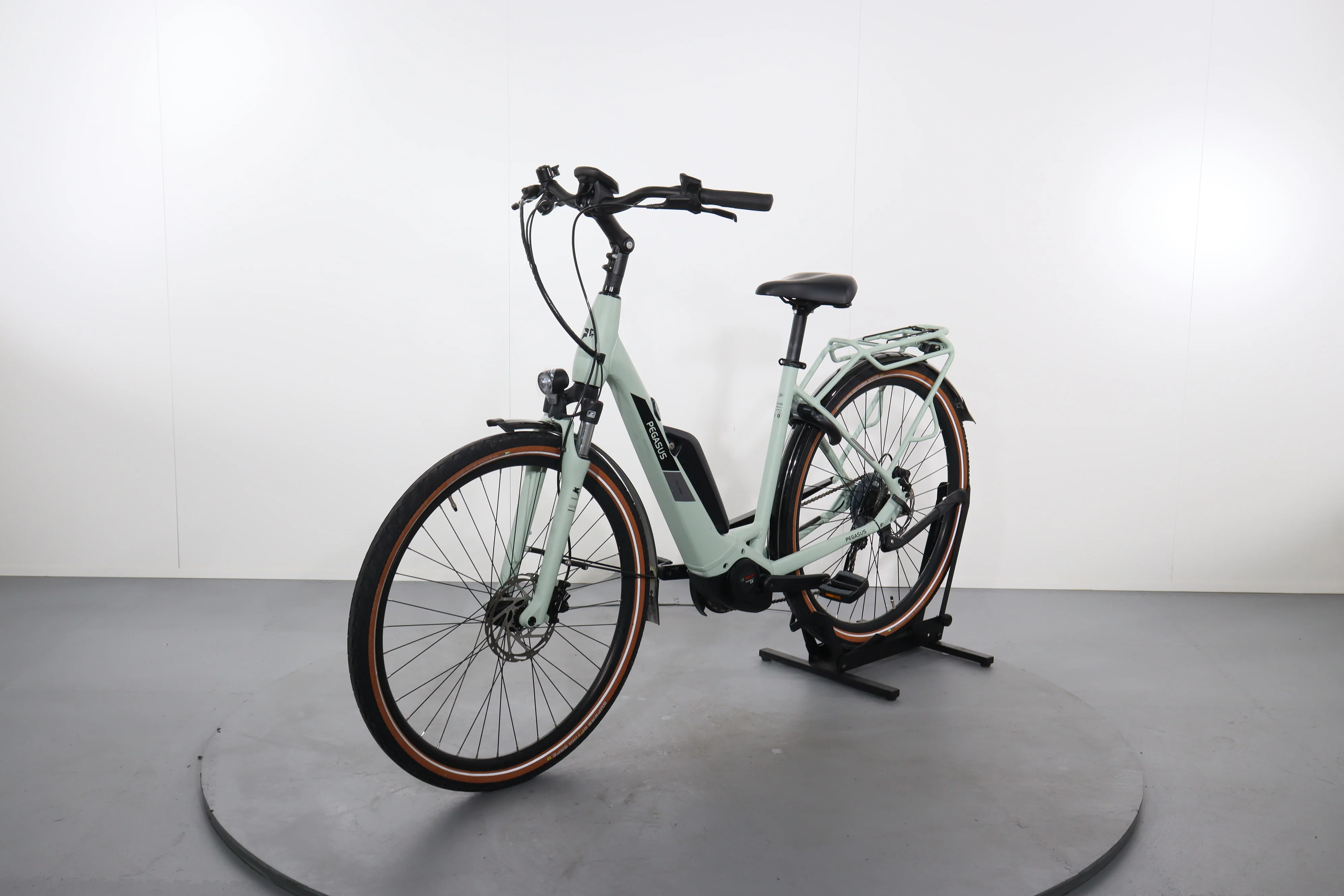 Pegasus Solero E9 Sport CX - Image 3