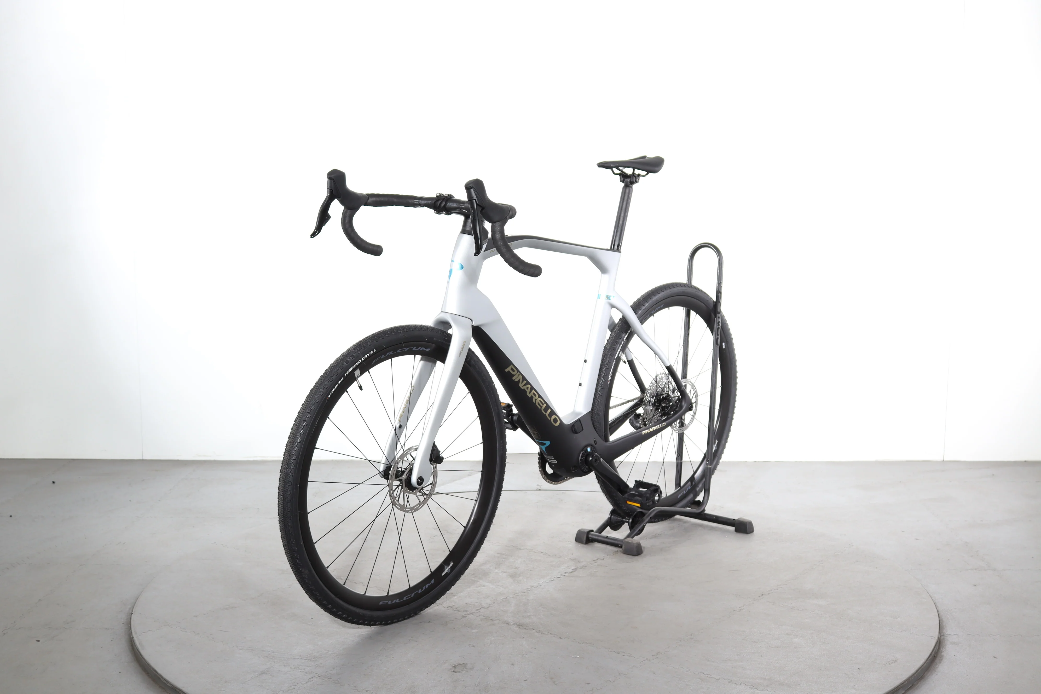 Pinarello NYTRO E5 GRAVEL Carbon - Image 3