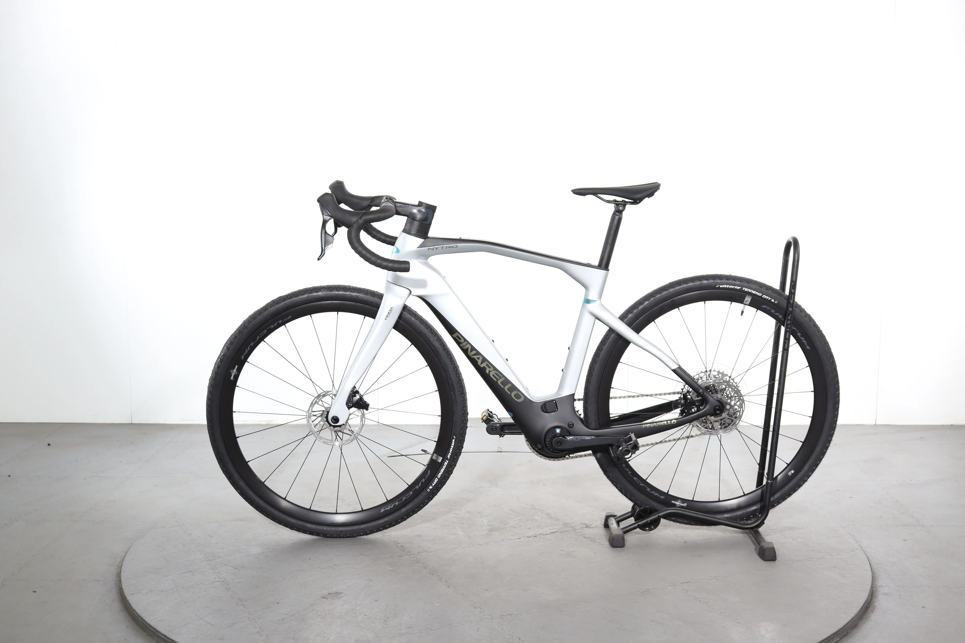Pinarello NYTRO E5 GRAVEL Carbon - Image 4