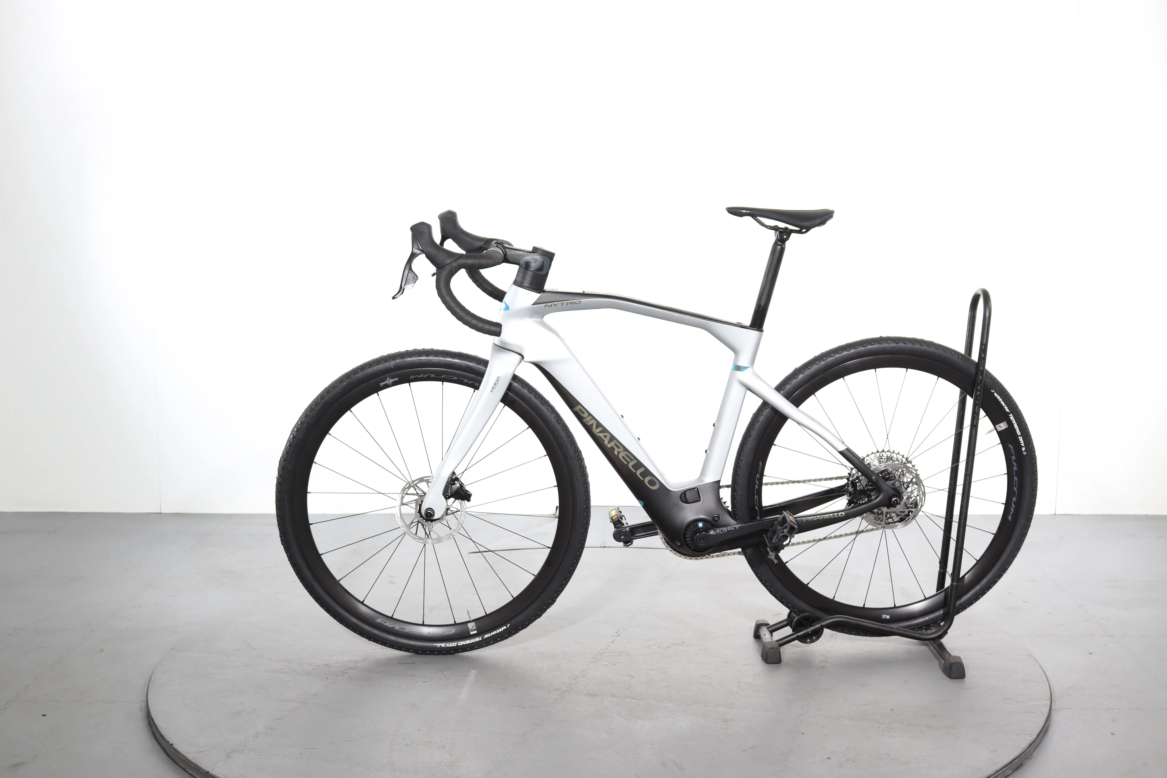 Pinarello Nytro E5 Gravel Carbon - Image 4