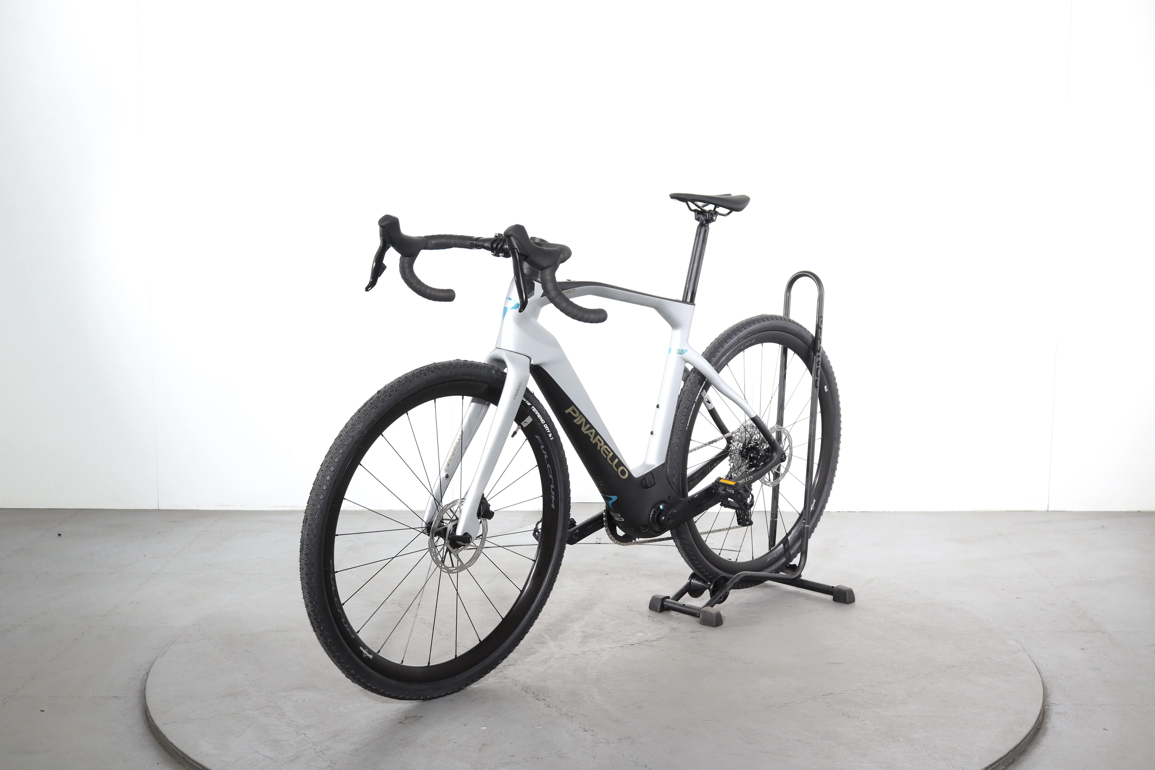 Pinarello NYTRO E5 GRAVEL Carbon - Image 3