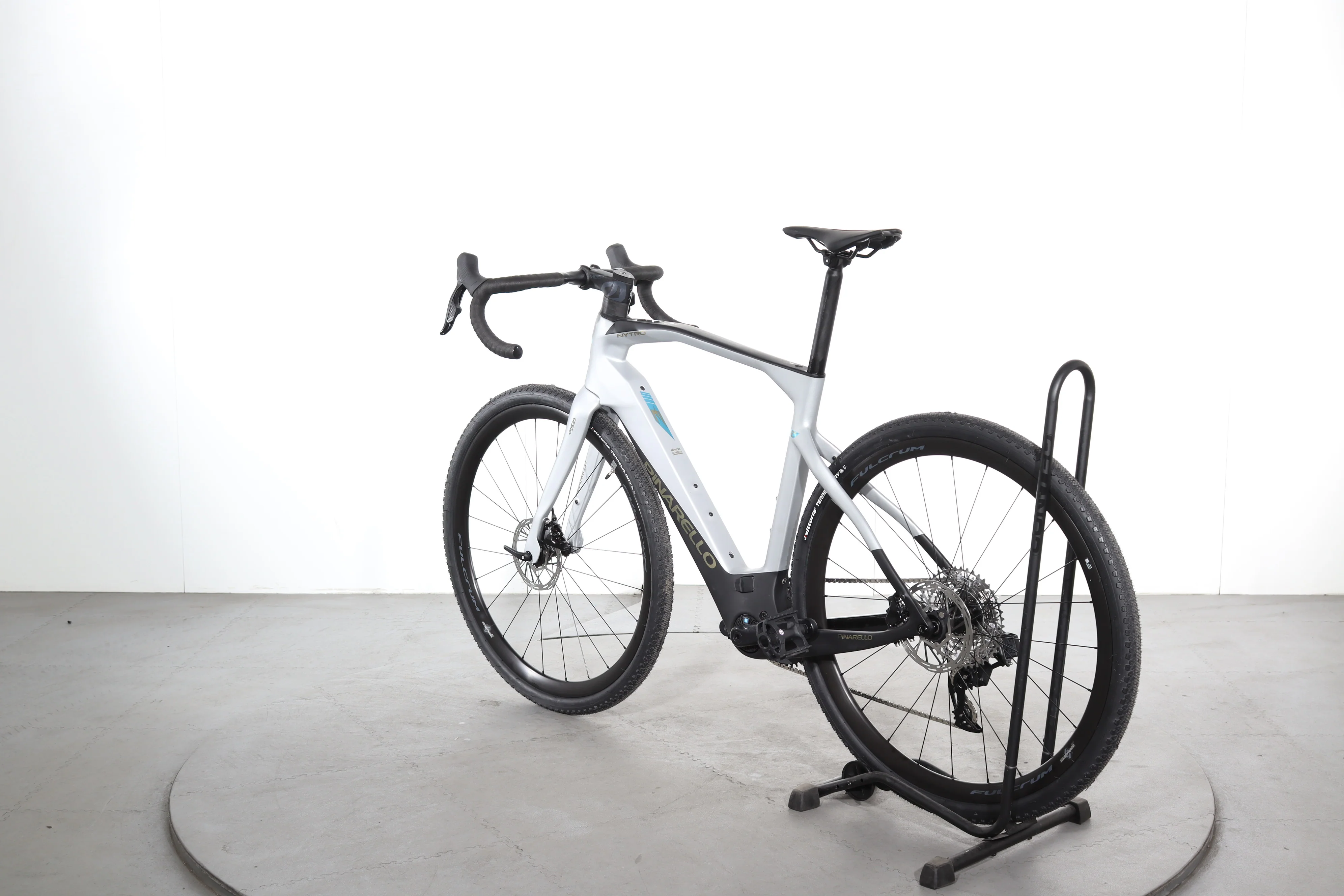 Pinarello NYTRO E5 GRAVEL Carbon - Image 5
