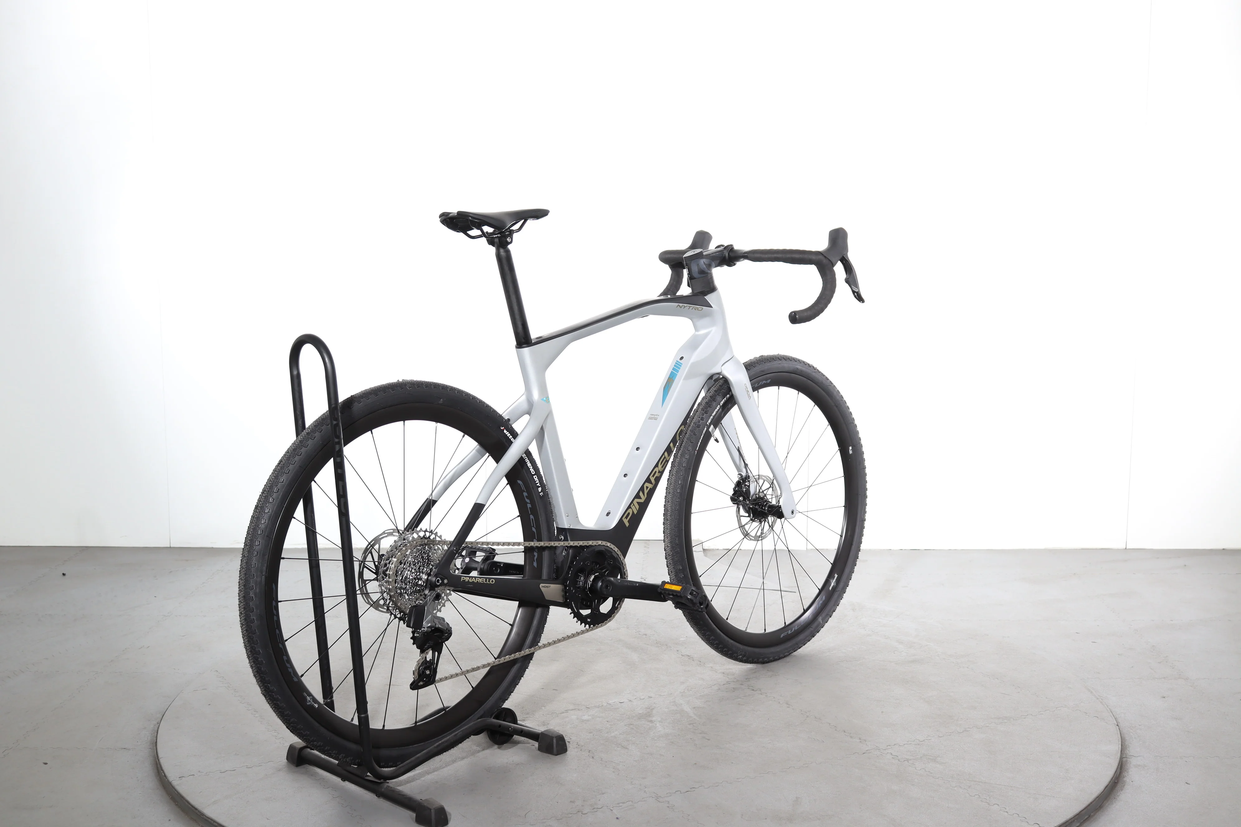 Pinarello NYTRO E5 GRAVEL Carbon - Image 6