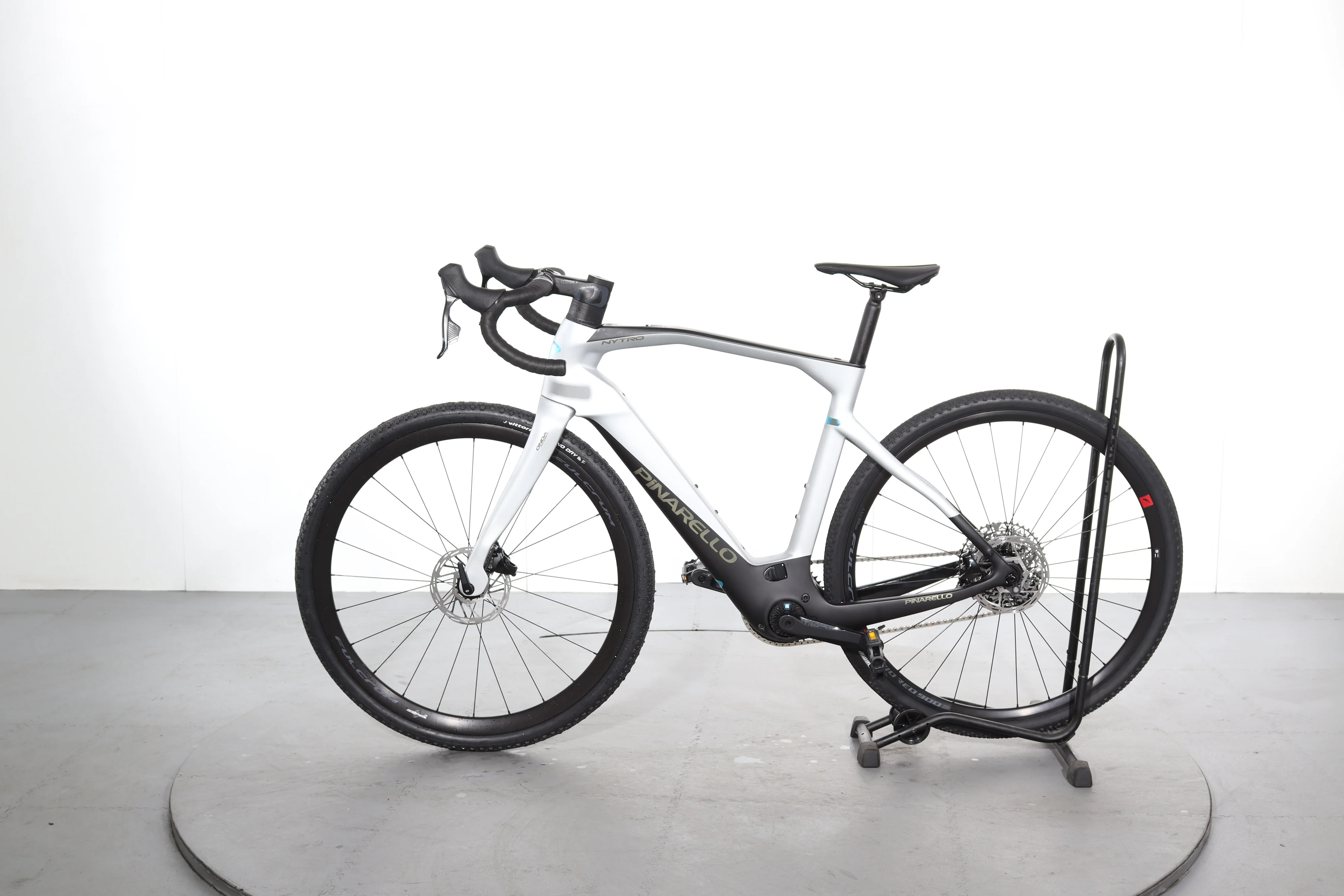 Pinarello Nytro E5 Gravel Carbon - Image 4