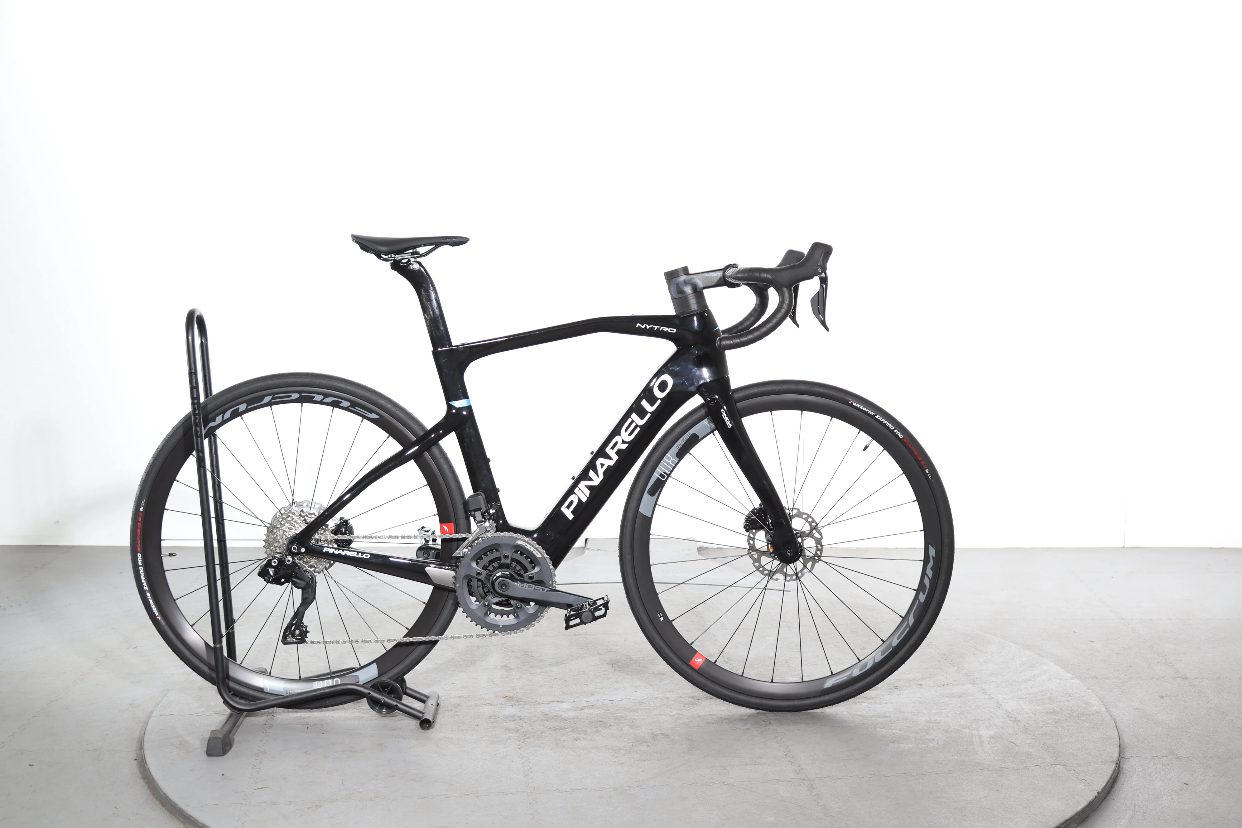 Pinarello NYTRO E5 GRAVEL Carbon