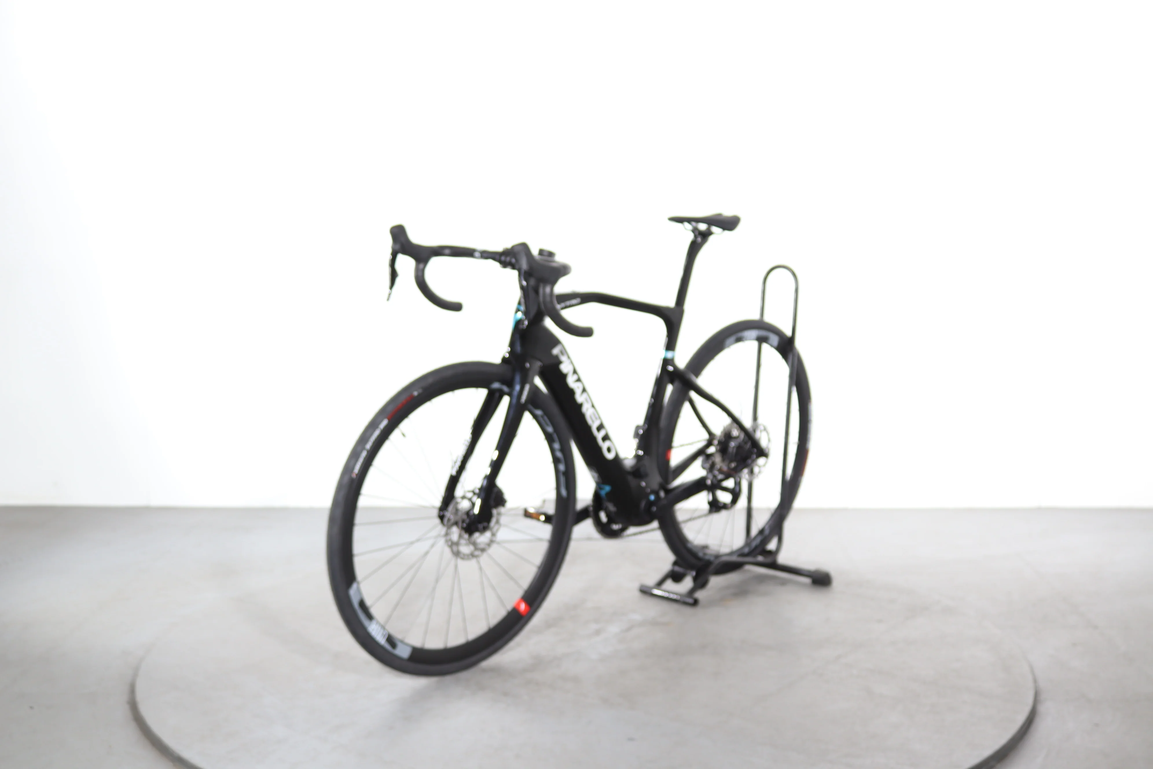 Pinarello NYTRO E5 GRAVEL Carbon - Image 3