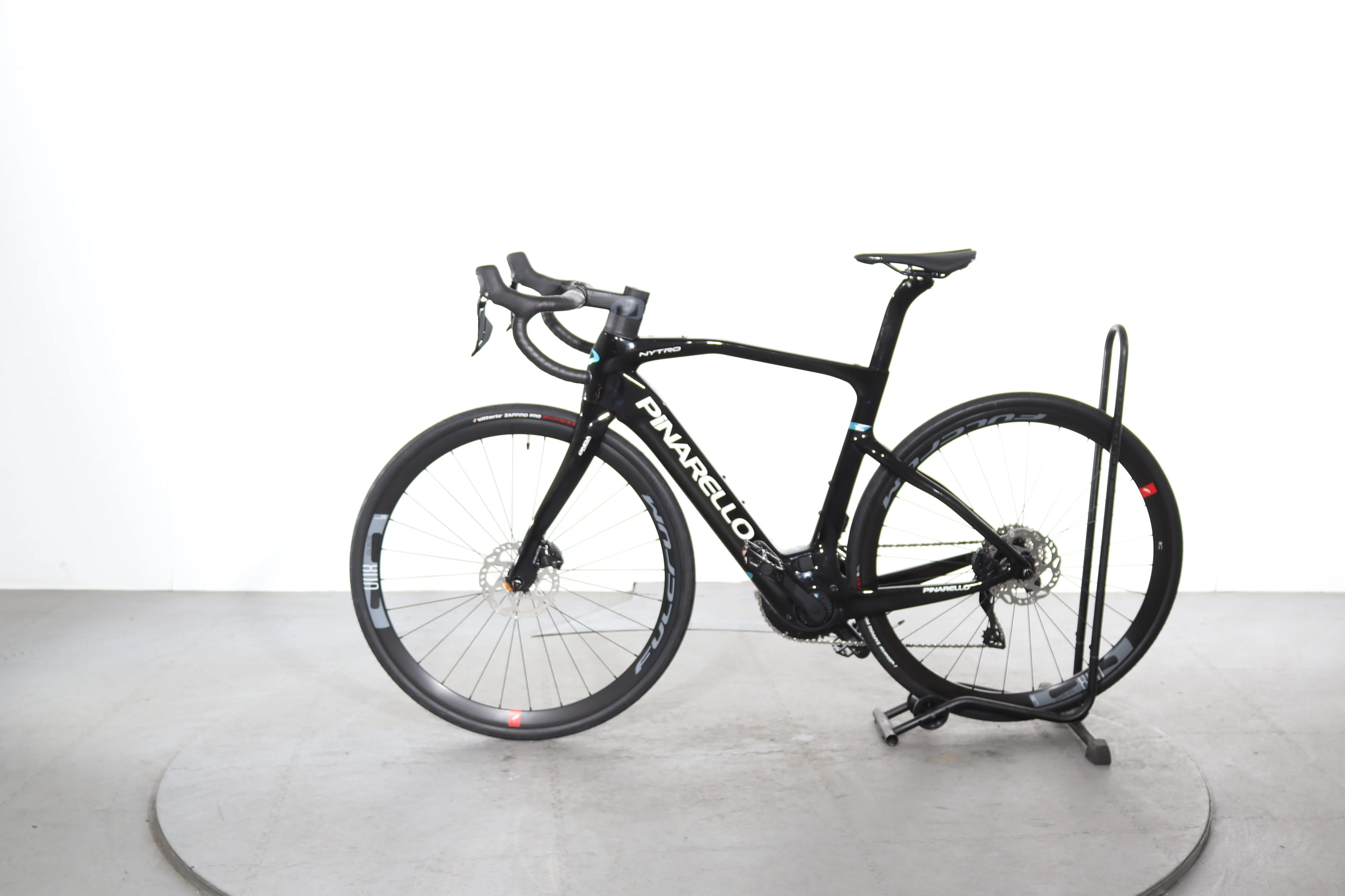 Pinarello NYTRO E5 GRAVEL Carbon - Image 4