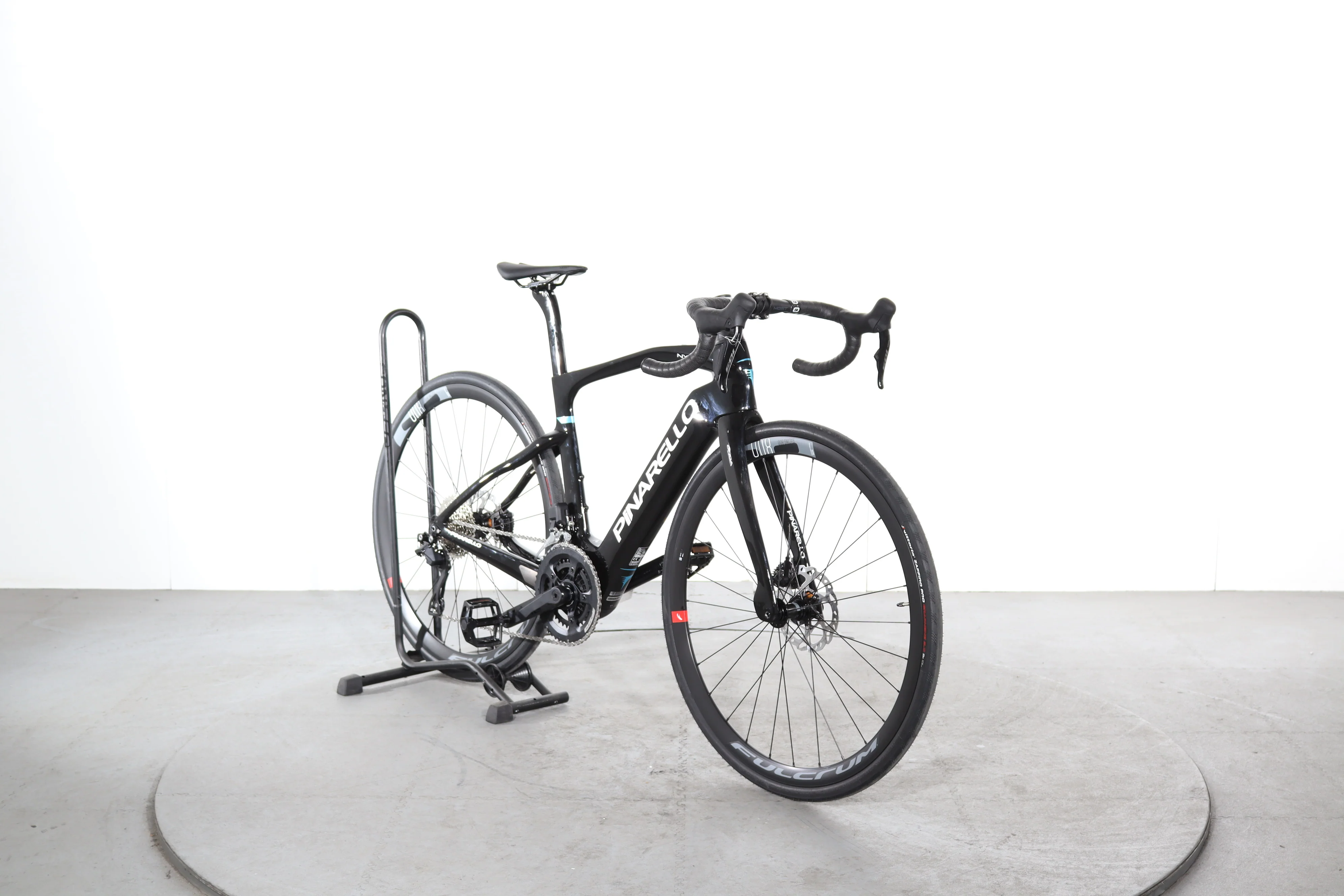 Pinarello Nytro E5 Gravel Carbon - Image 2