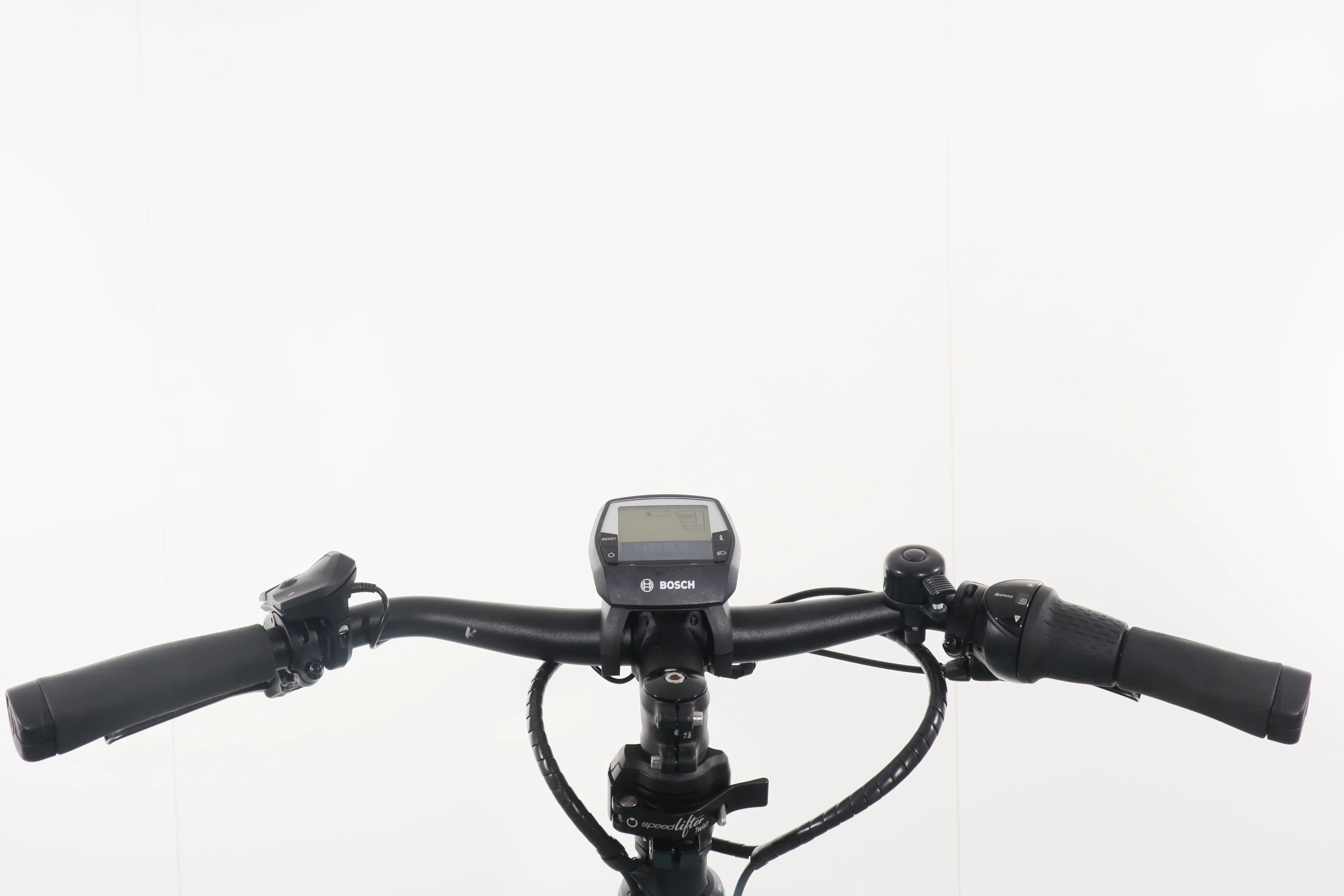 QiO Eins A-8 - Image 7