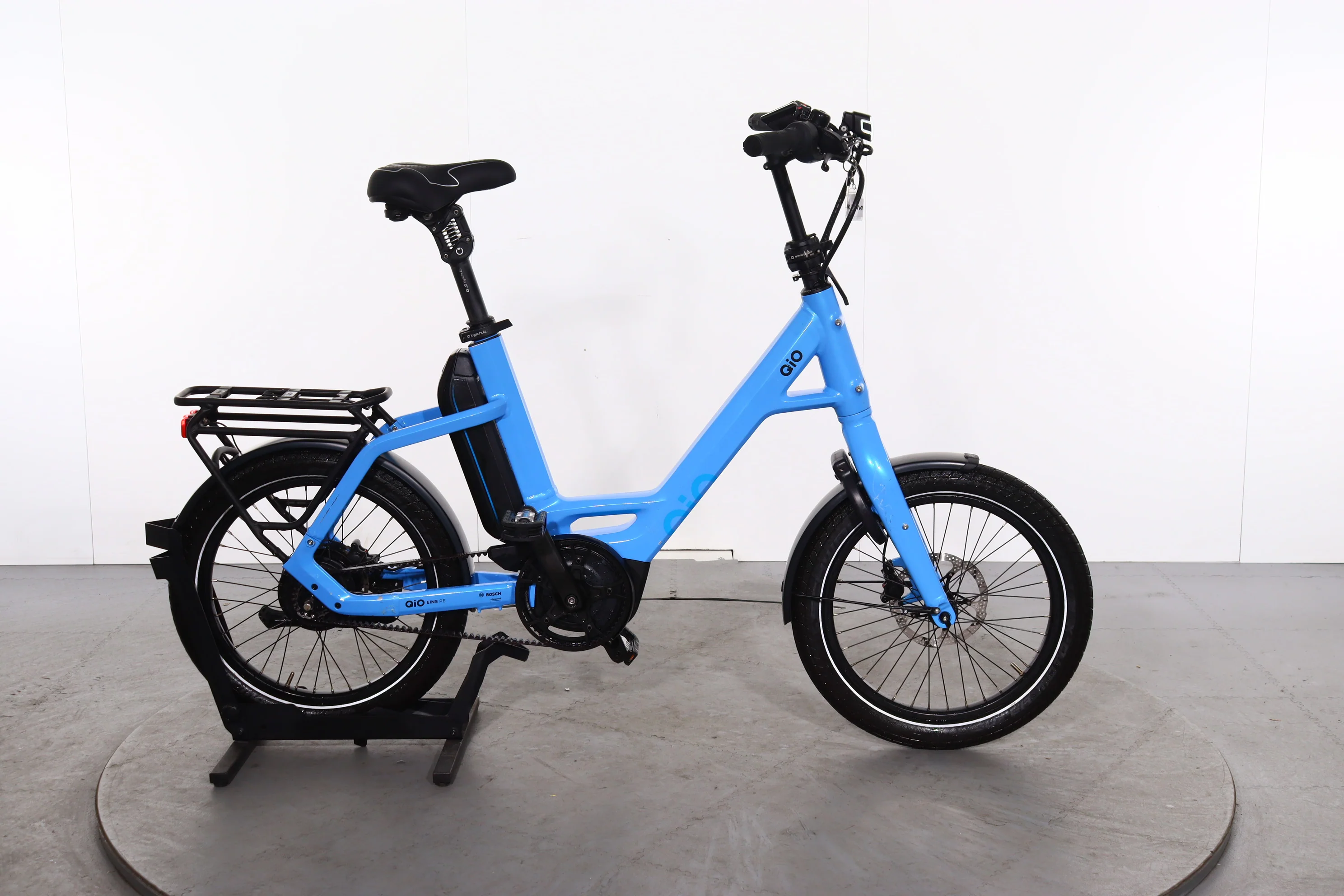 QIO Eins P-E