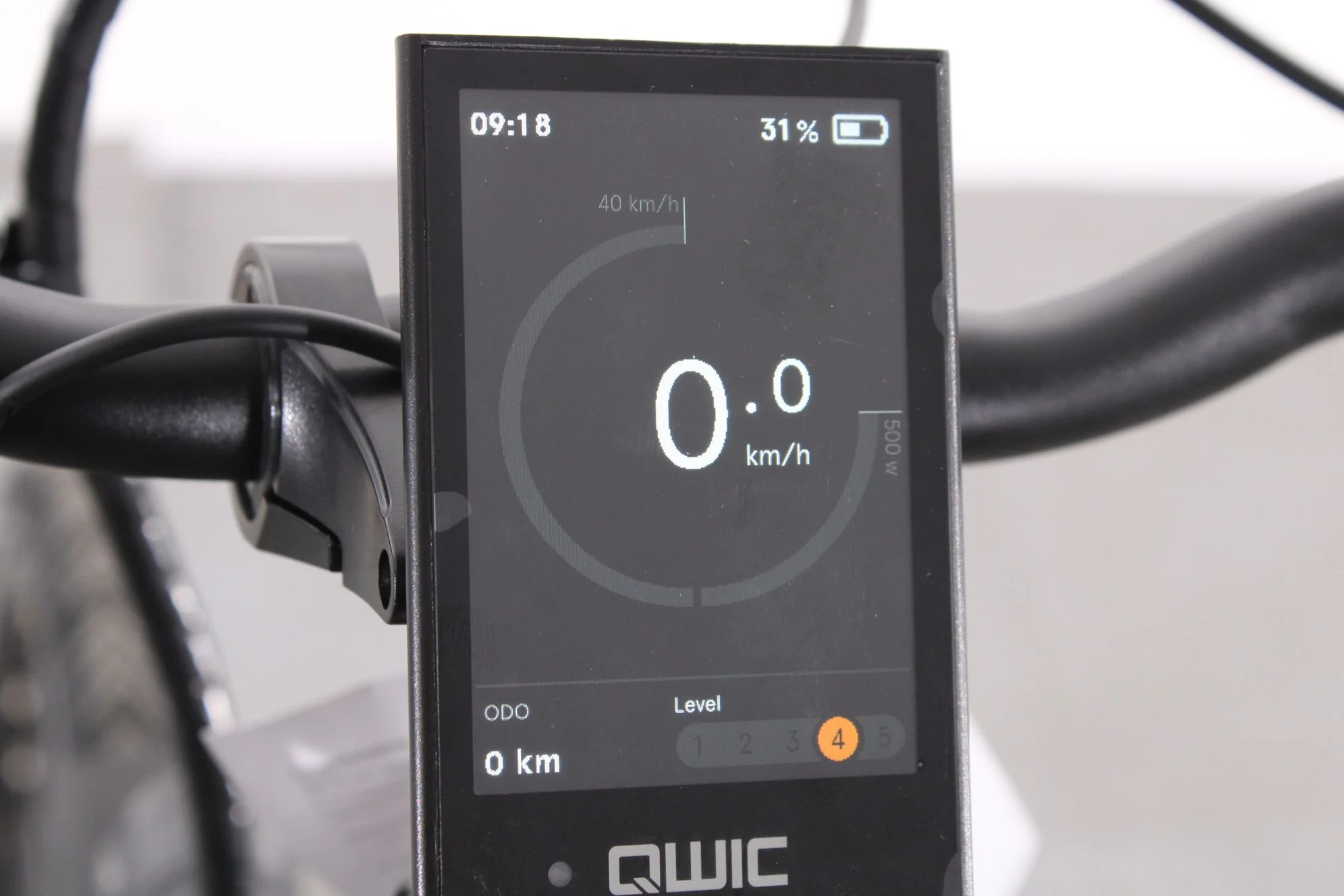 Qwic Premium i Auto - Image 9