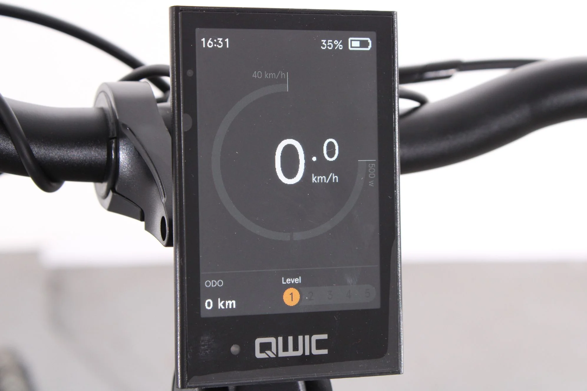 Qwic Premium i Auto - Image 9