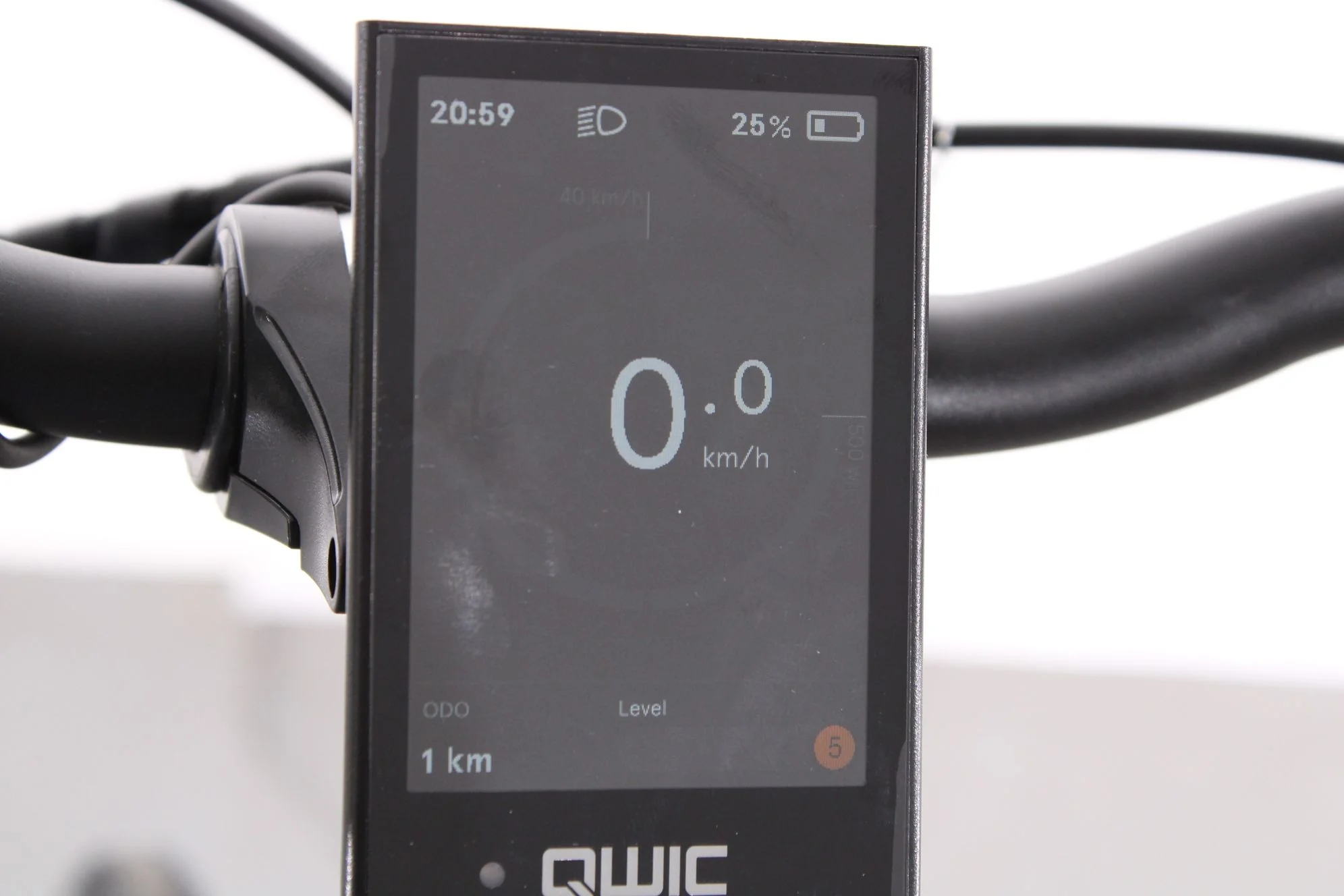 Qwic Premium i Auto - Image 9