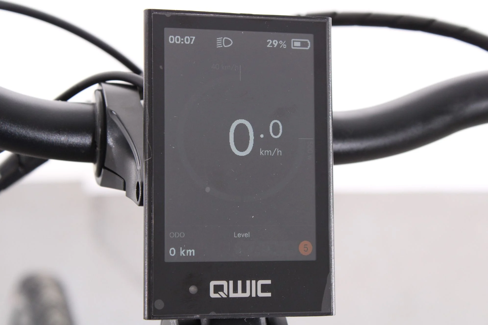 Qwic Premium i Auto - Image 9
