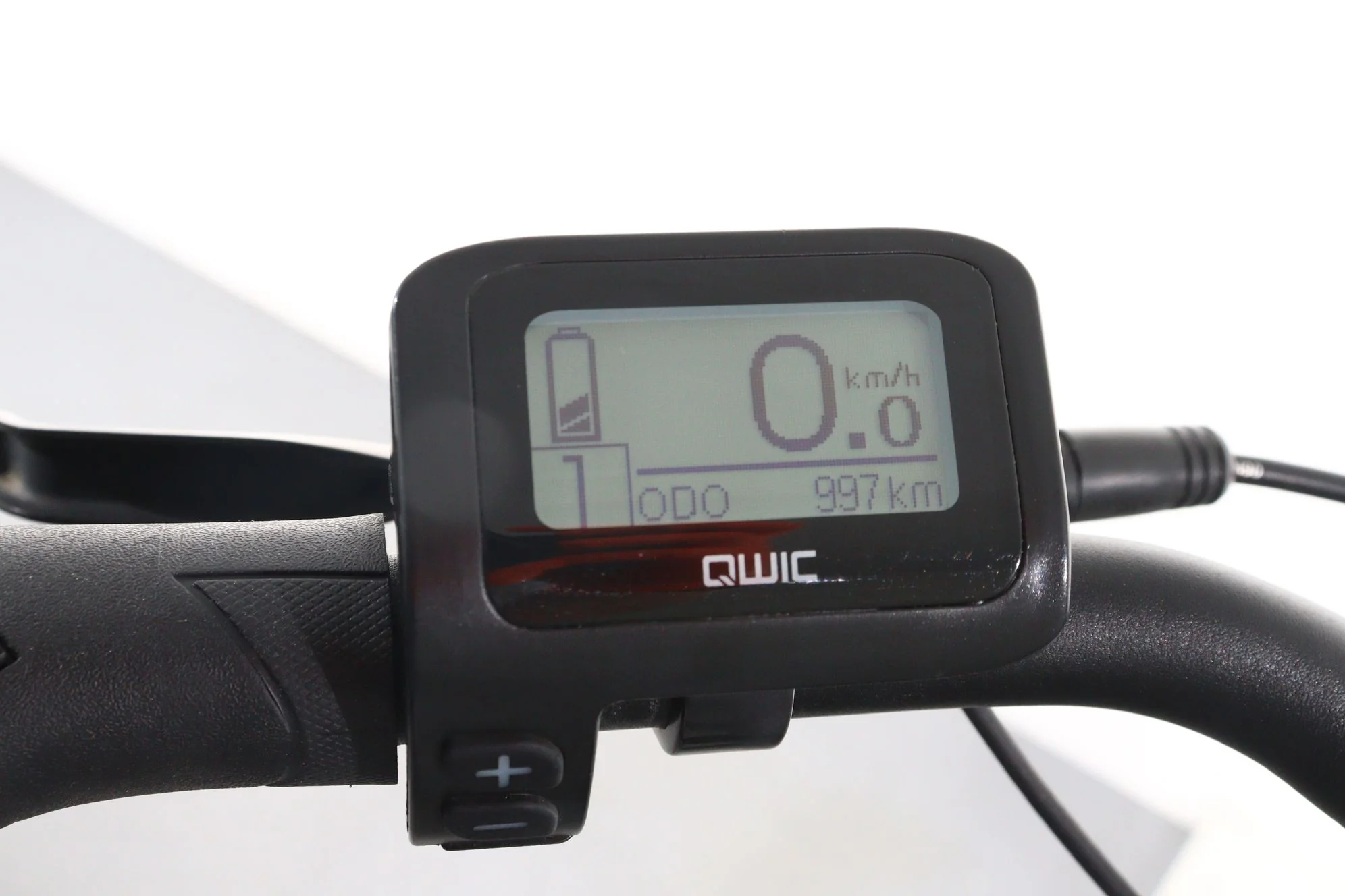 Qwic Premium MN7D - Image 9