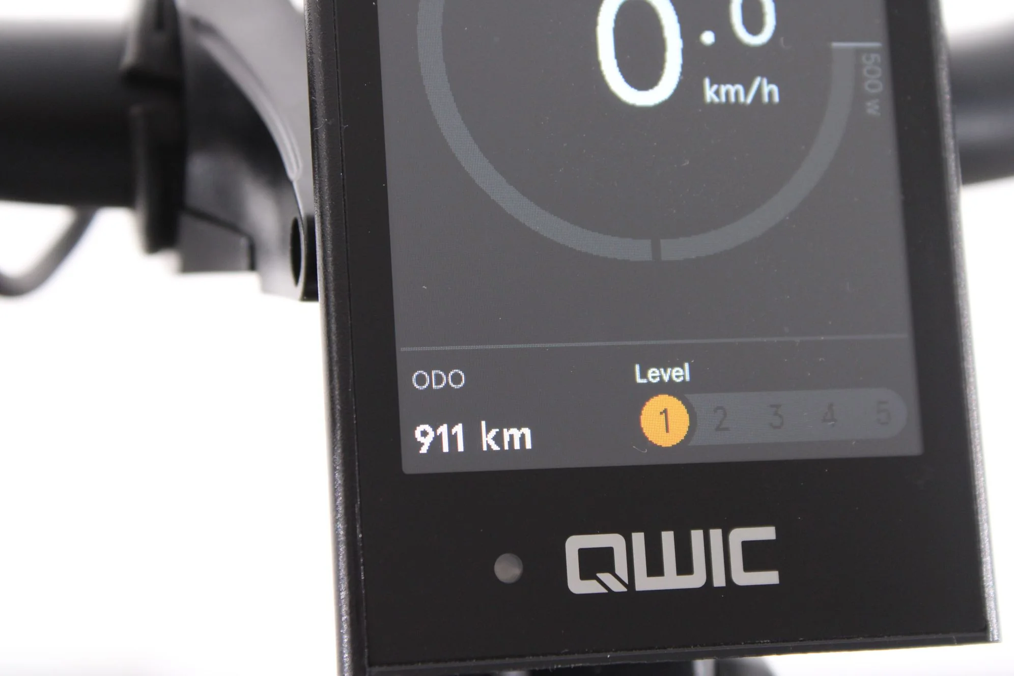 Qwic Premium i+ Auto - Image 11
