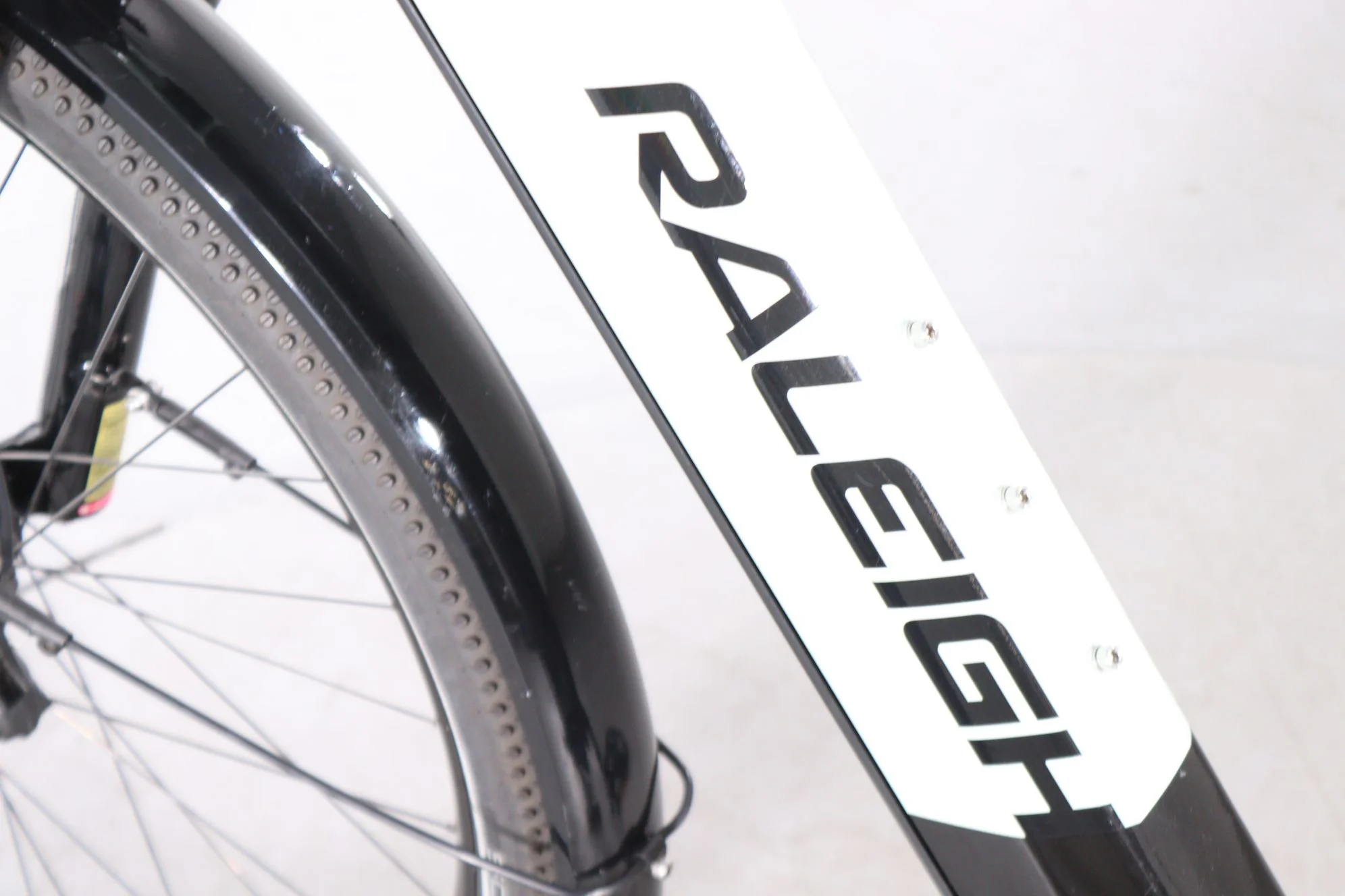 Raleigh Dundee 11 - Image 9