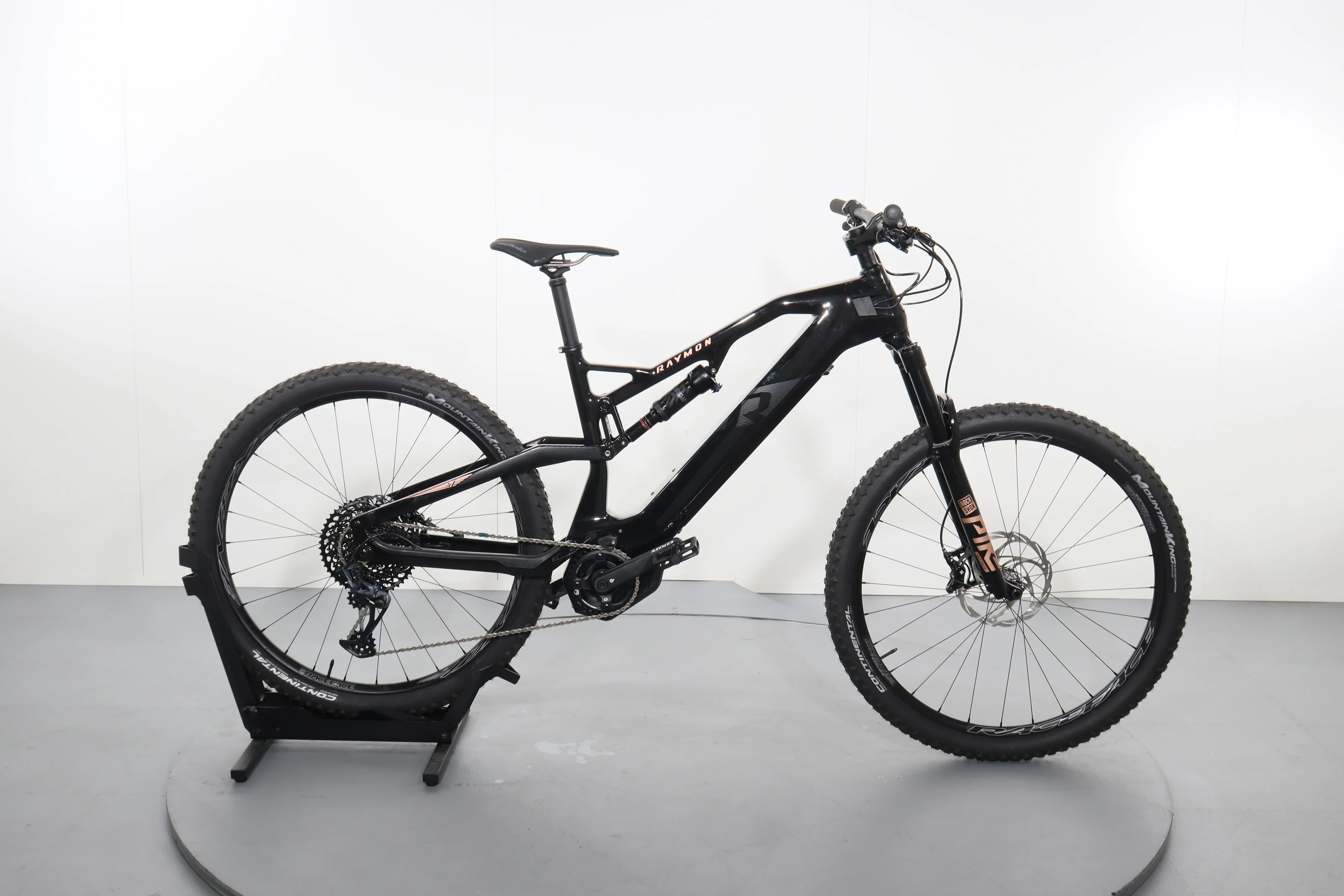 Raymon Airray 12.0