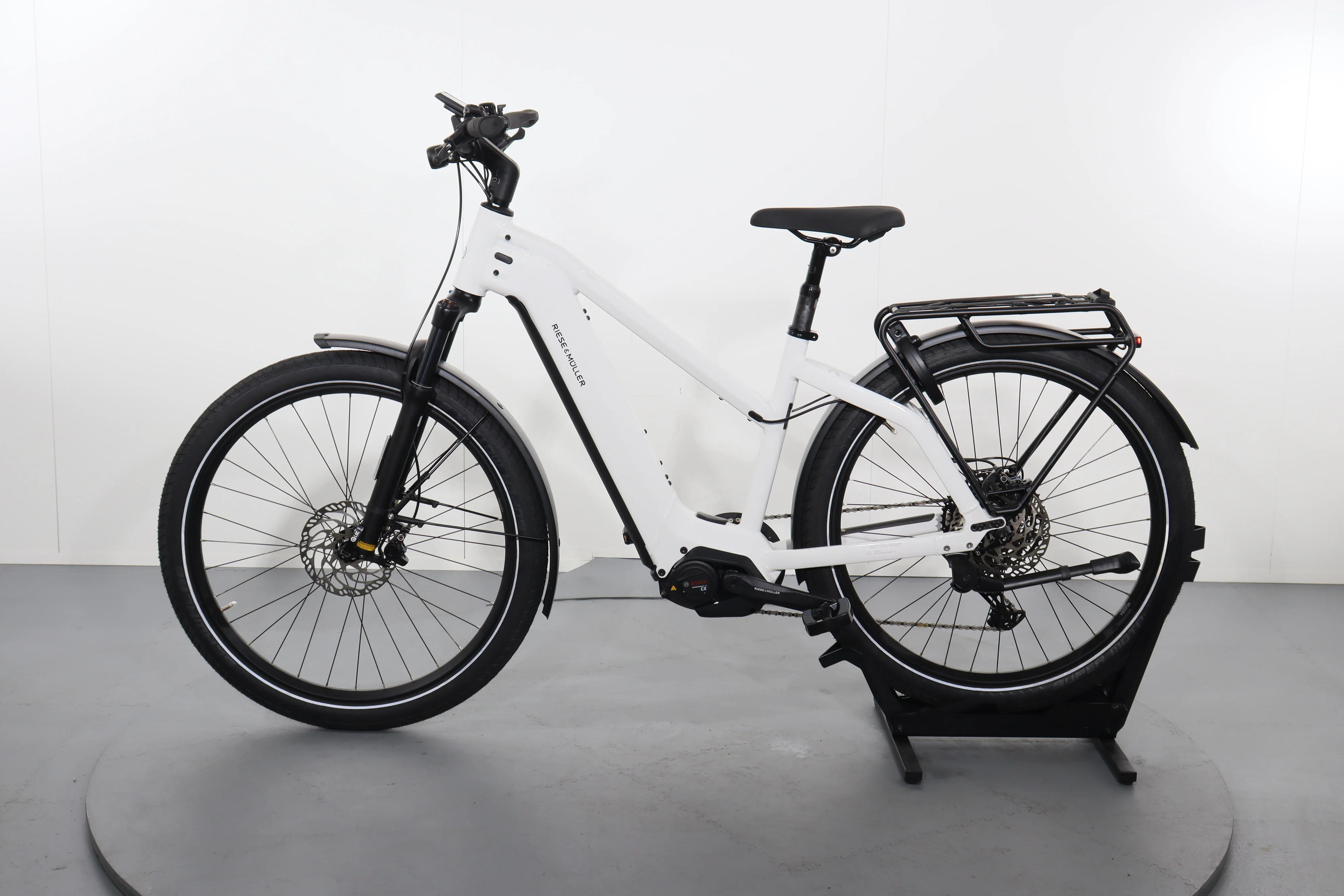 Riese & Müller Charger 4 mixte touring core - Image 4