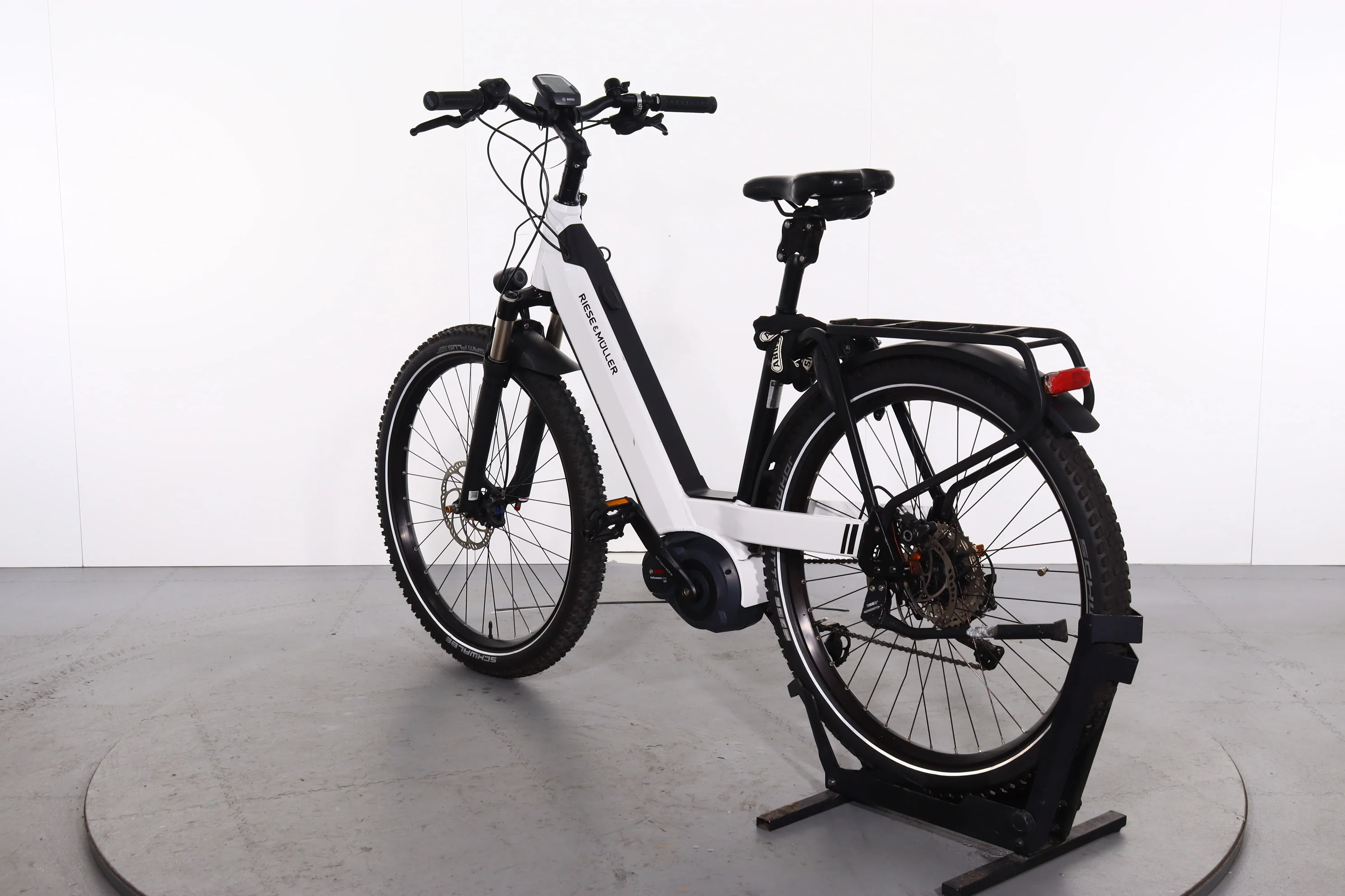 Riese & Müller Nevo GT Touring - Image 2