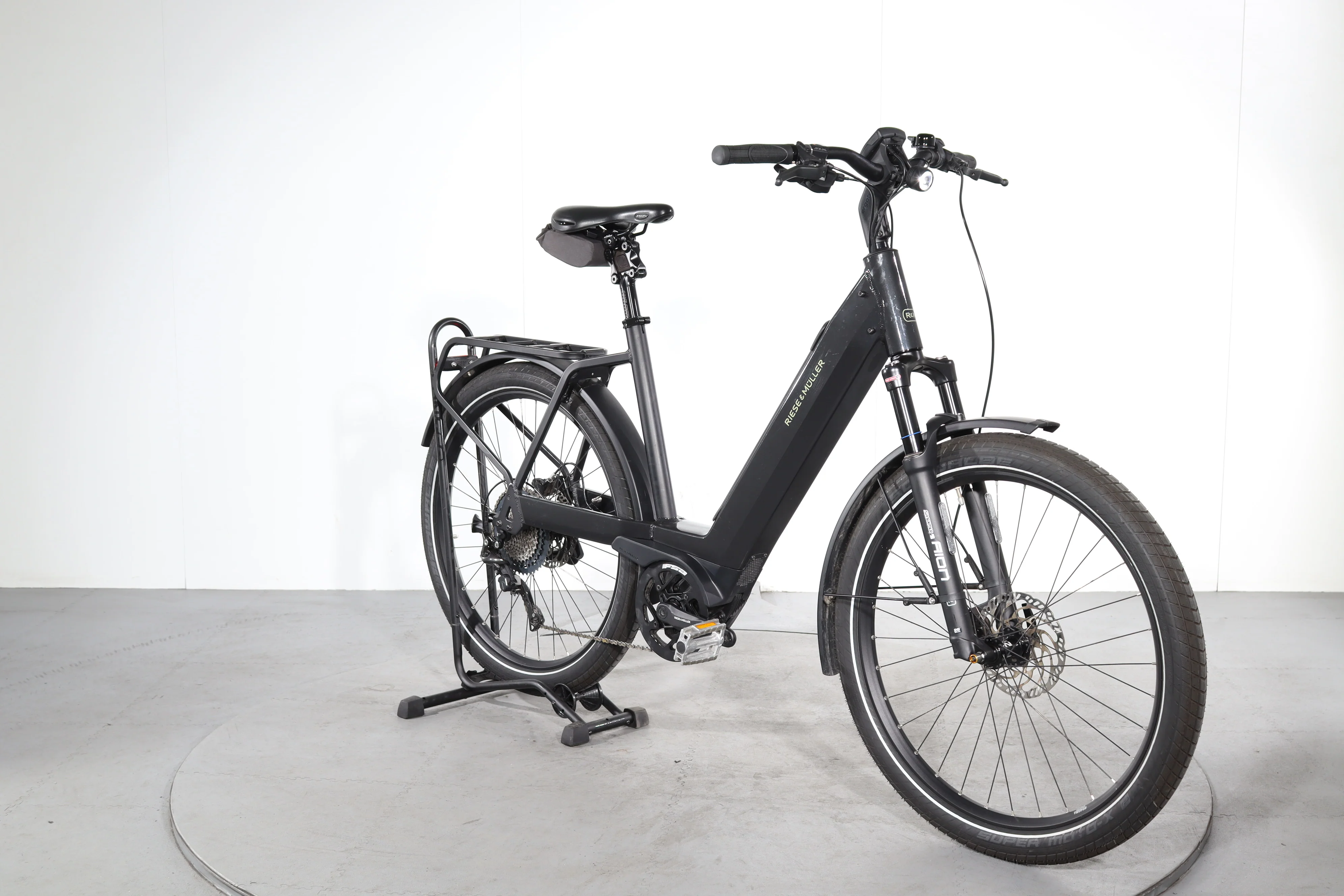 Riese & Müller Nevo4 GT Touring - Image 2