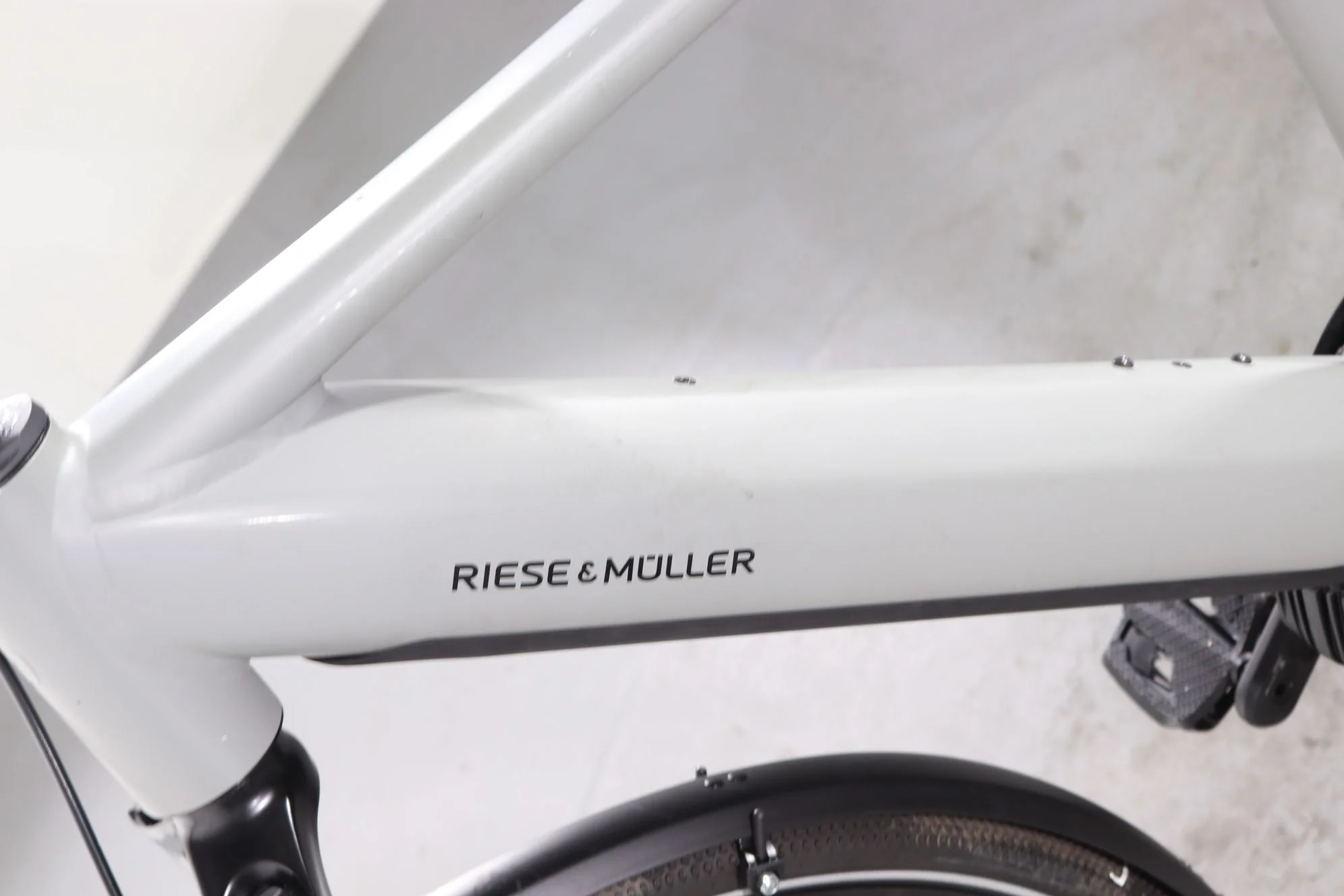 Riese & Müller Roadster Touring - Image 9