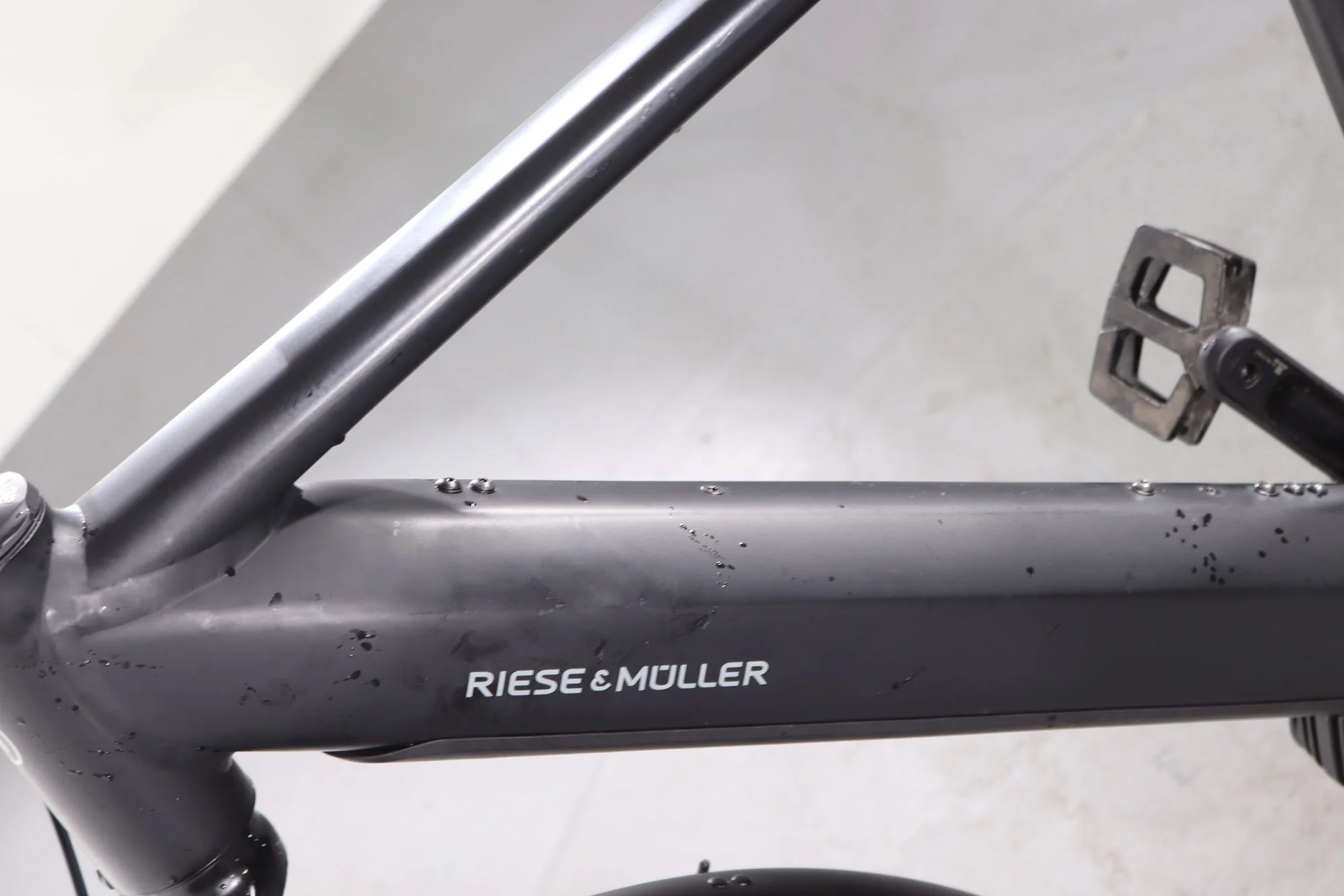 Riese & Müller Roadster4 Touring - Image 9