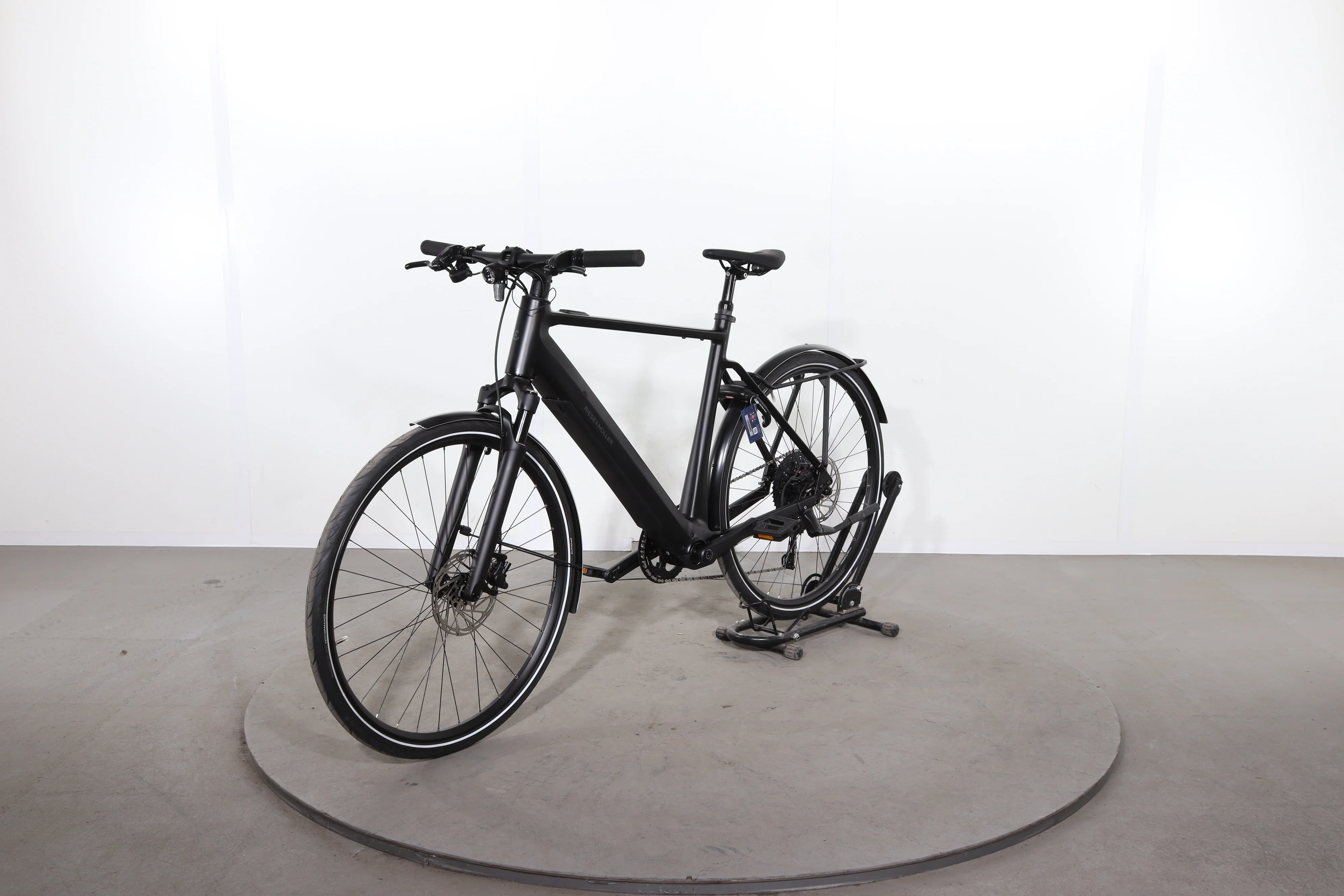 Riese & Müller UBN Five Touring - Image 3