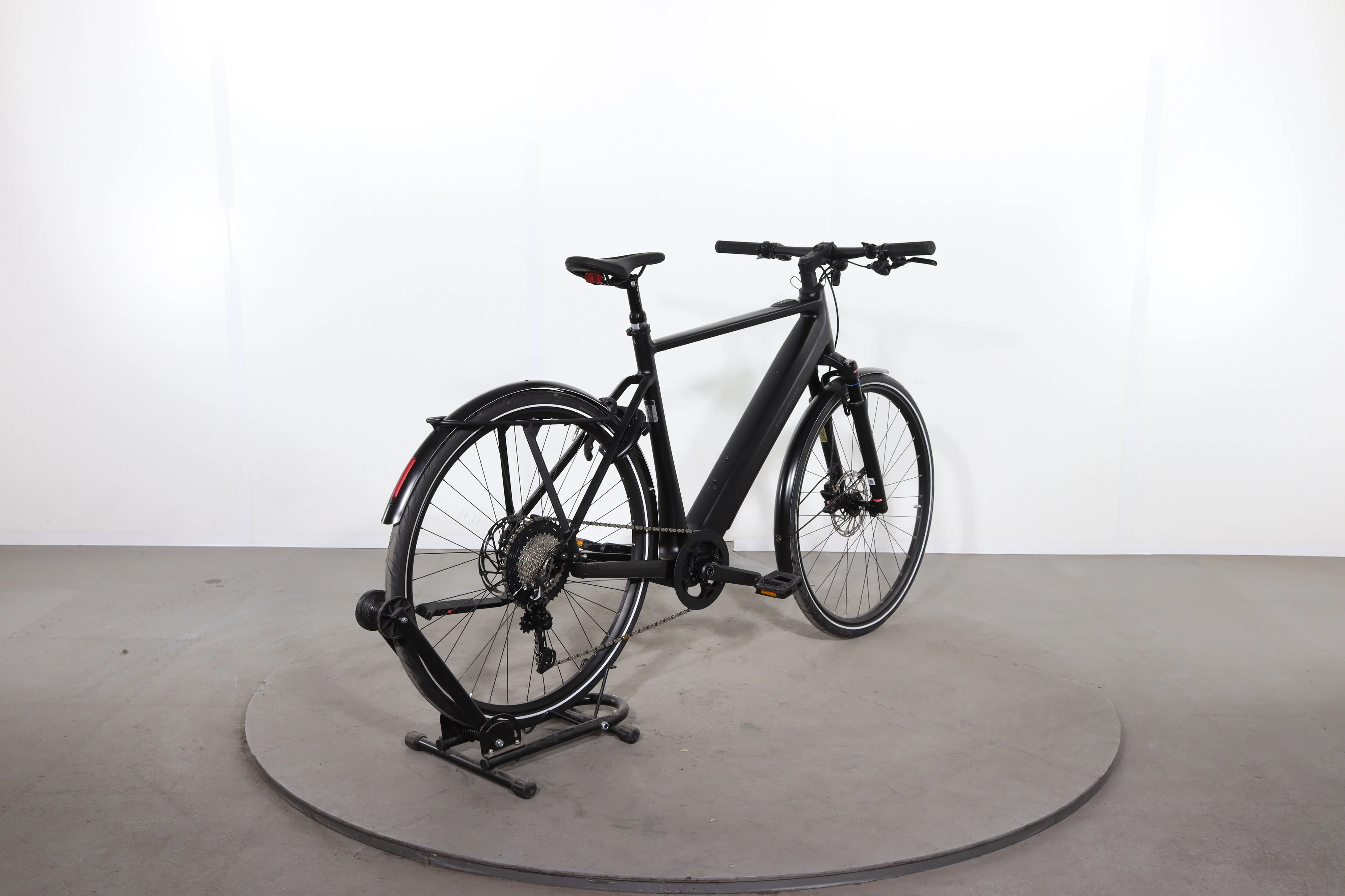Riese & Müller UBN Five Touring - Image 6