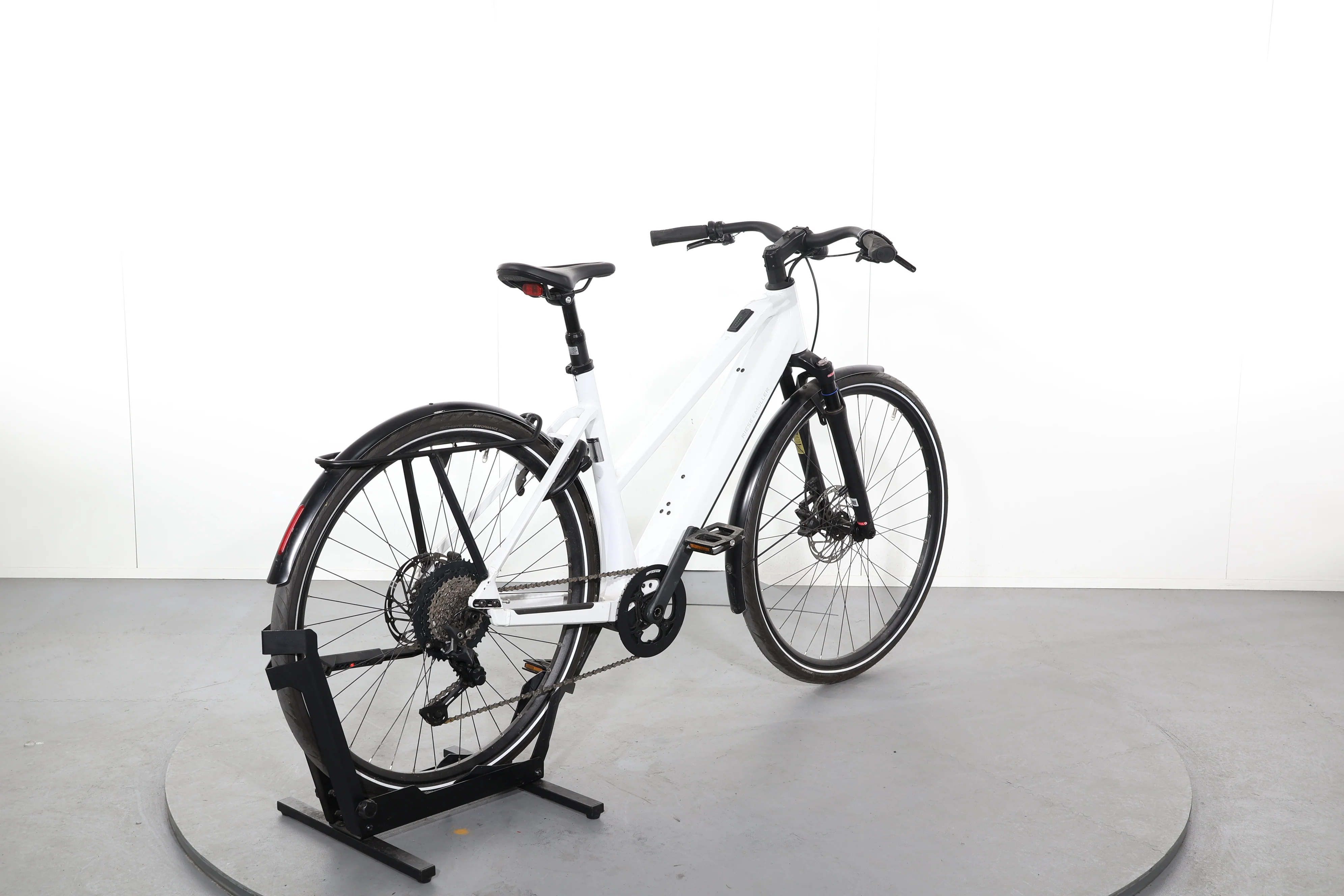 Riese & Müller UBN Seven touring - Image 6